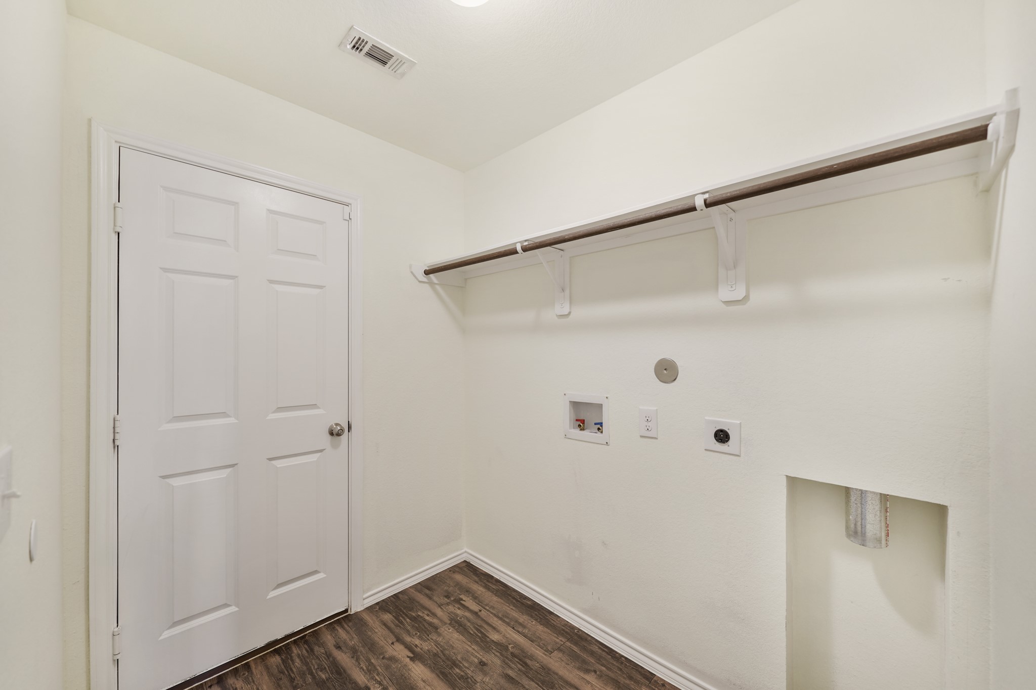 2611 Lapwing Drive Property Photo 10