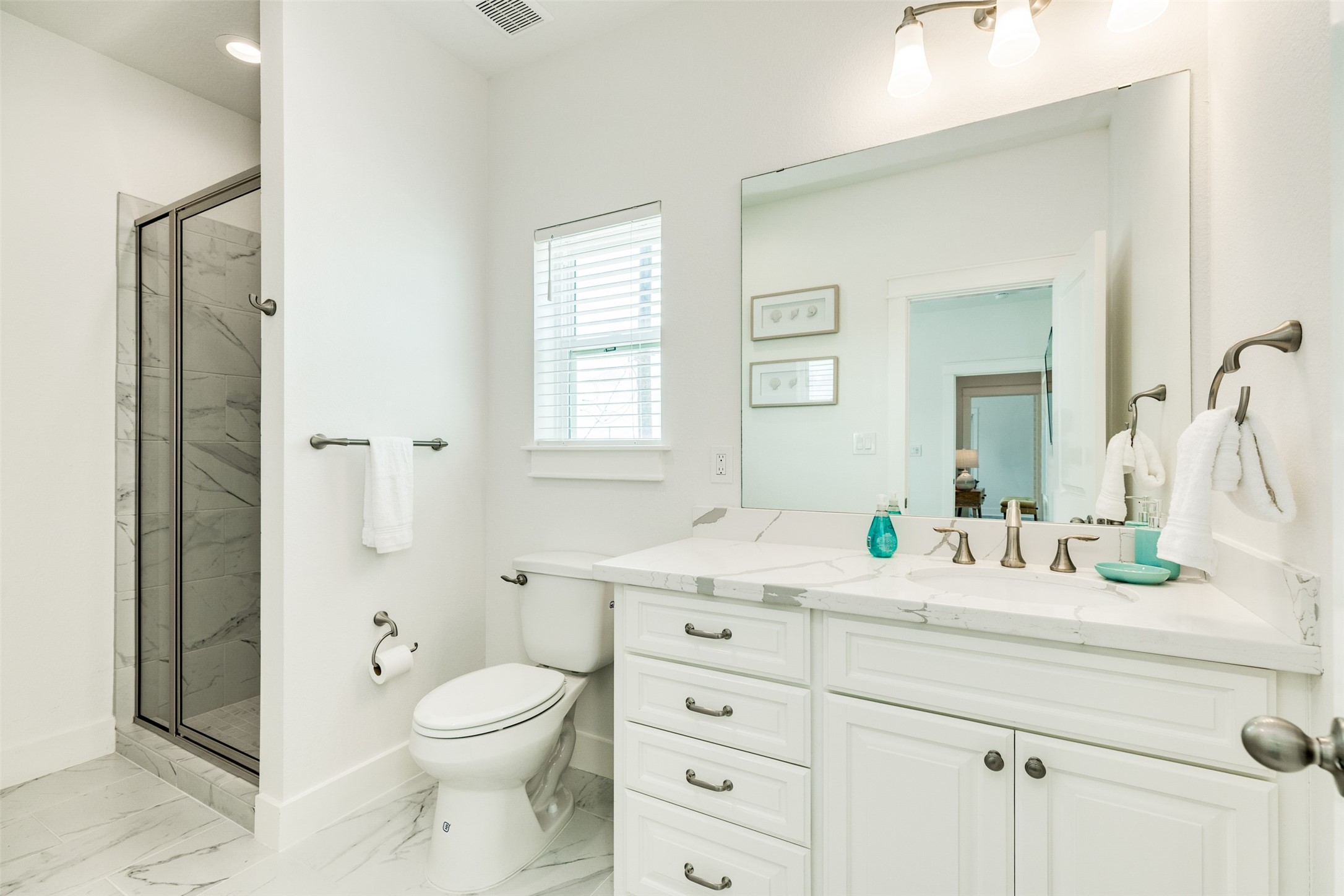 109 D Santar Loop Property Photo 24