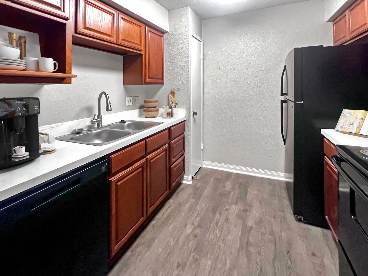 874 Yorkchester Dr 219 Property Photo 6