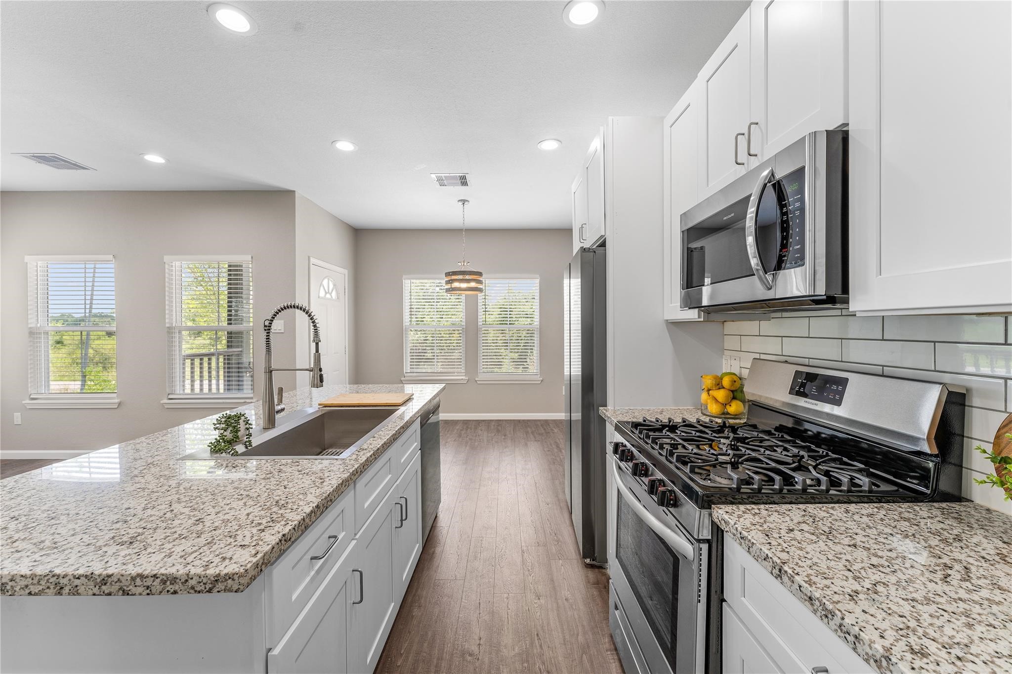 5307 Groveton Street B Property Photo 8