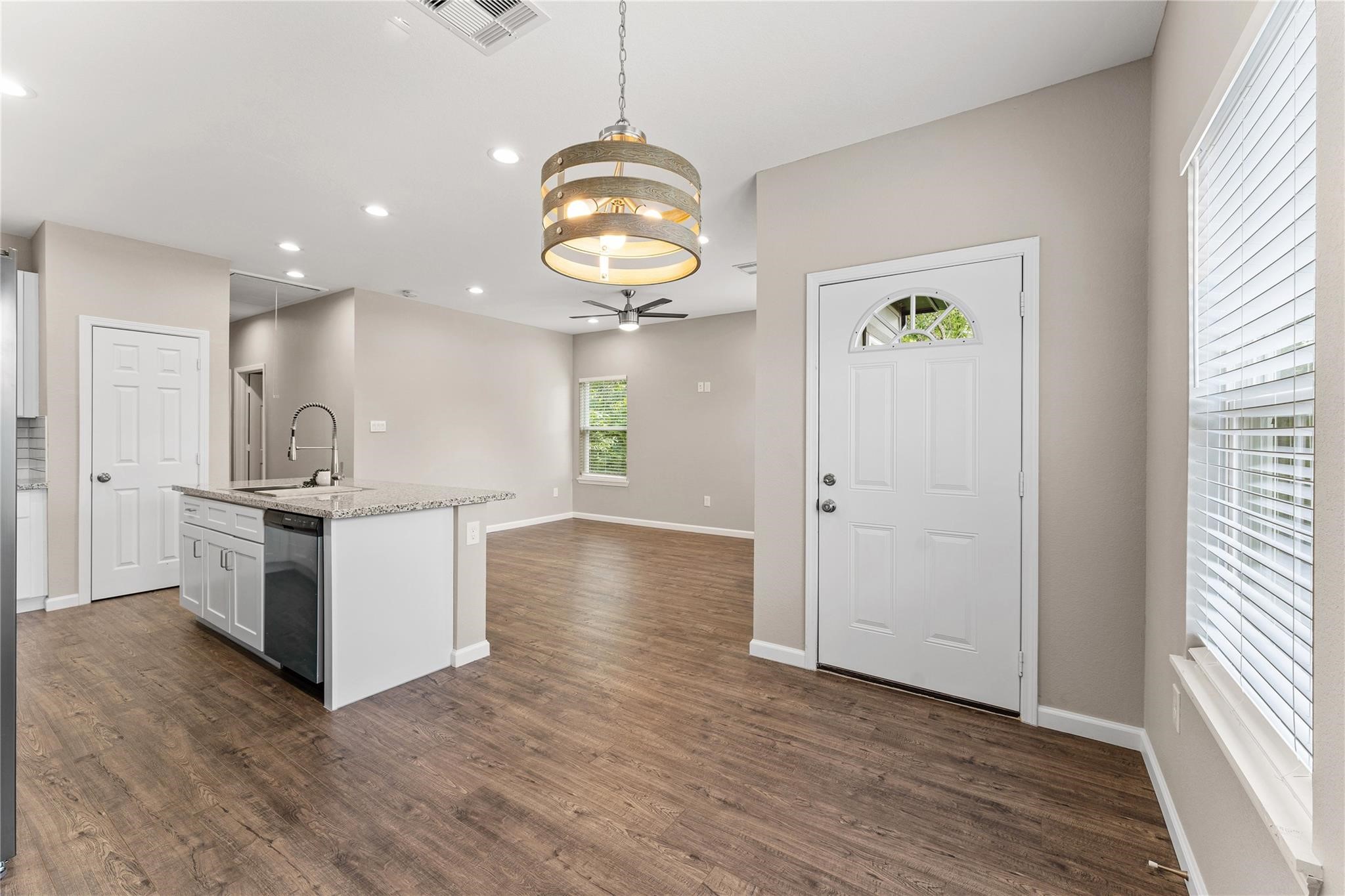 5307 Groveton Street B Property Photo 10