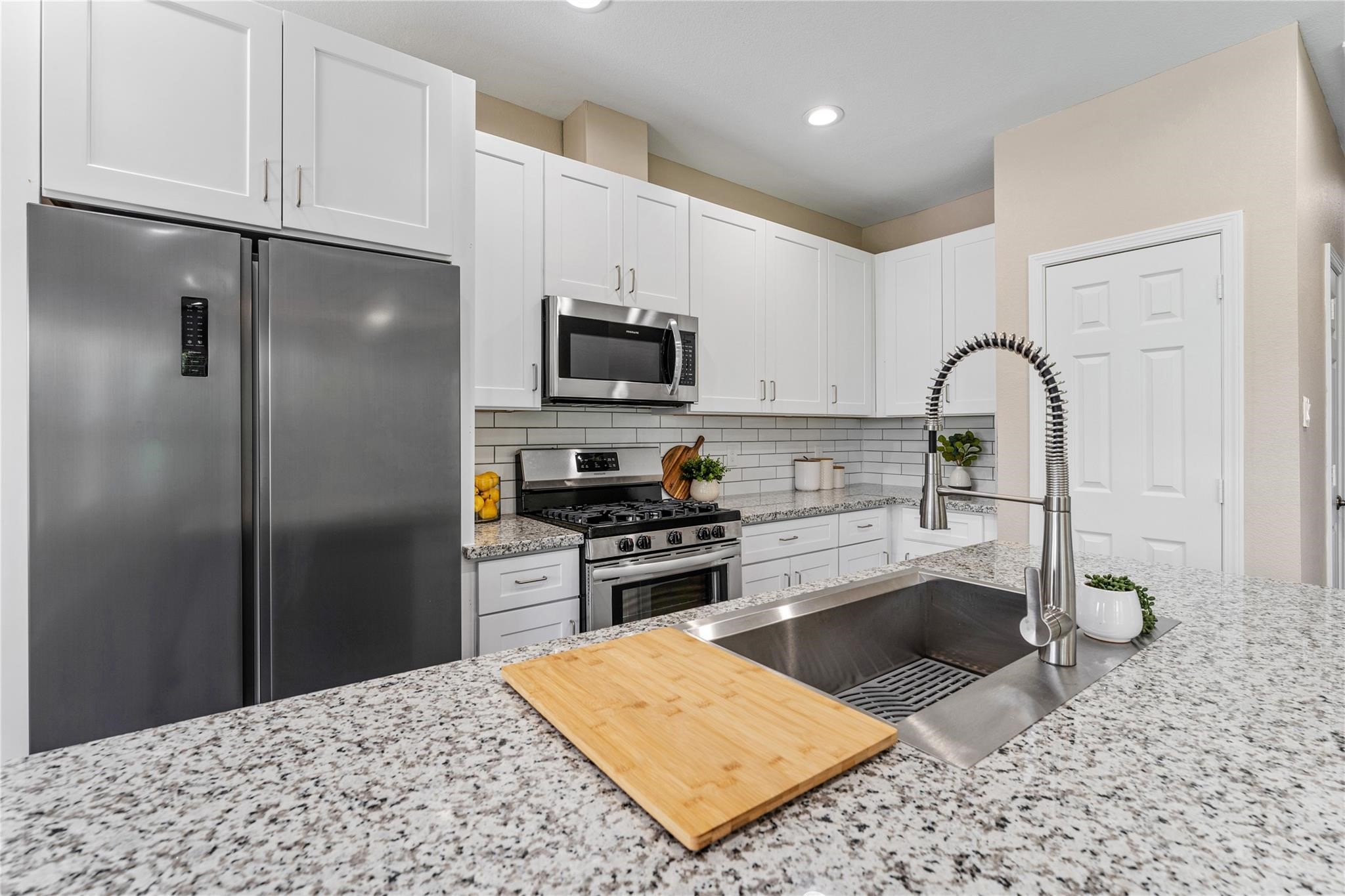 5307 Groveton Street B Property Photo 11