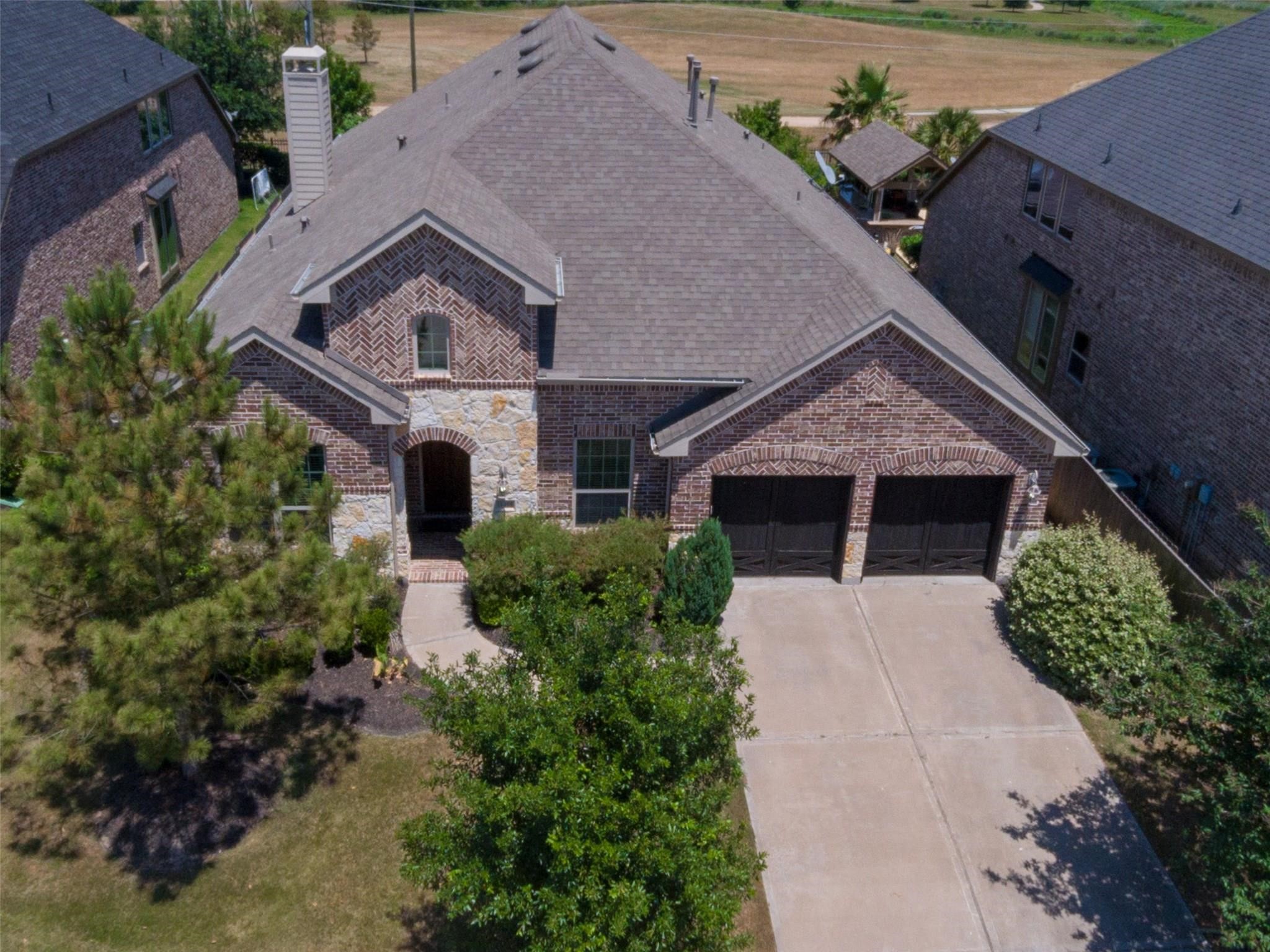 10406 Mossback Pine Road Property Photo 2