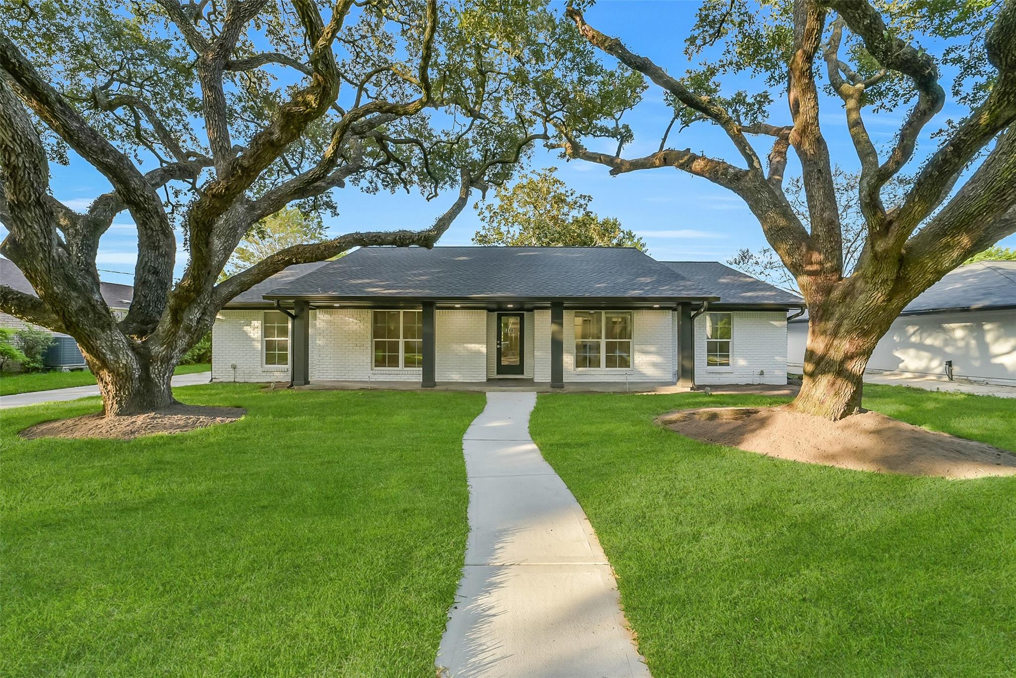 5318 Queensloch Drive Property Photo 1