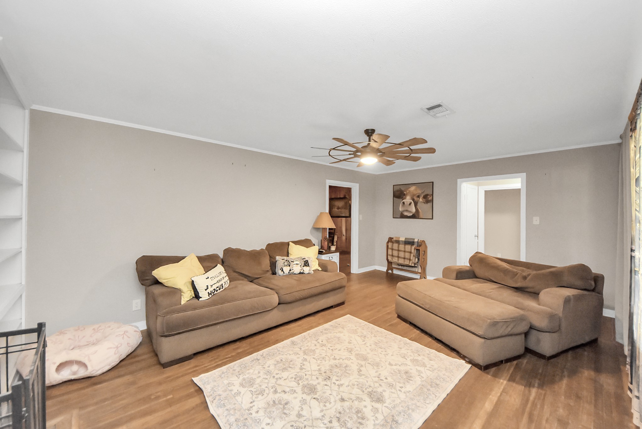 201 S Roosevelt Avenue Property Photo 6