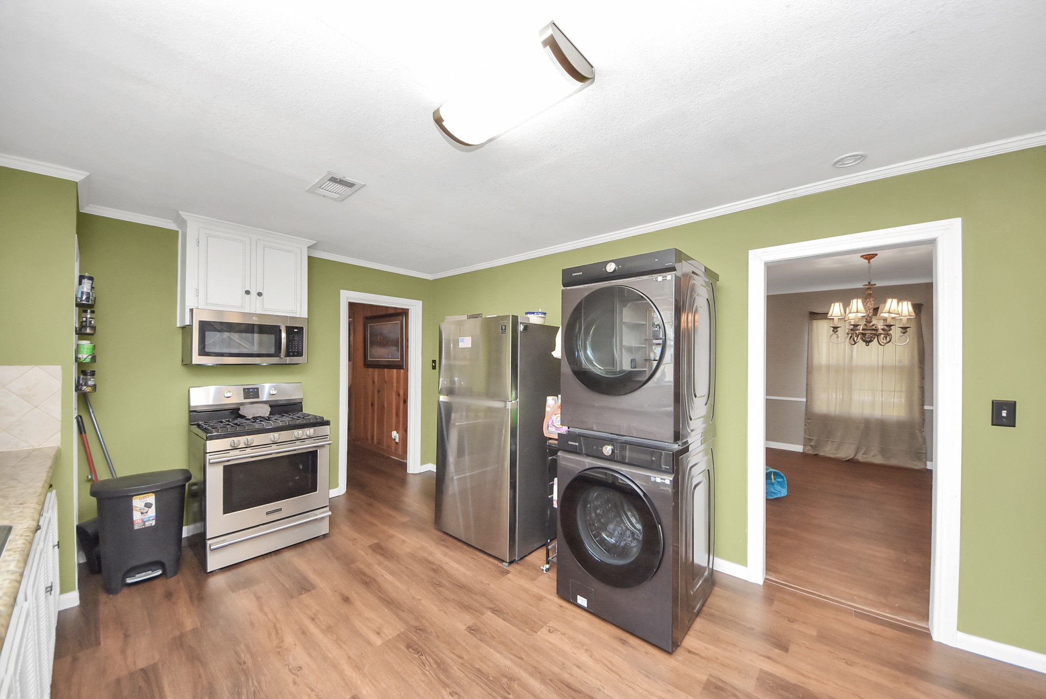 201 S Roosevelt Avenue Property Photo 16