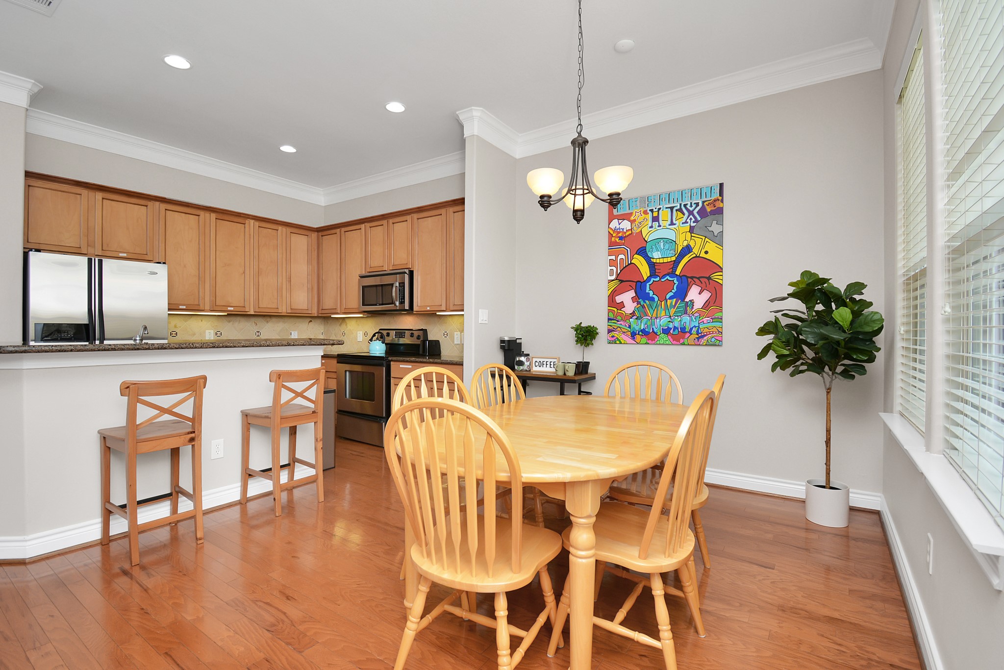1505 Paige Street Property Photo 7