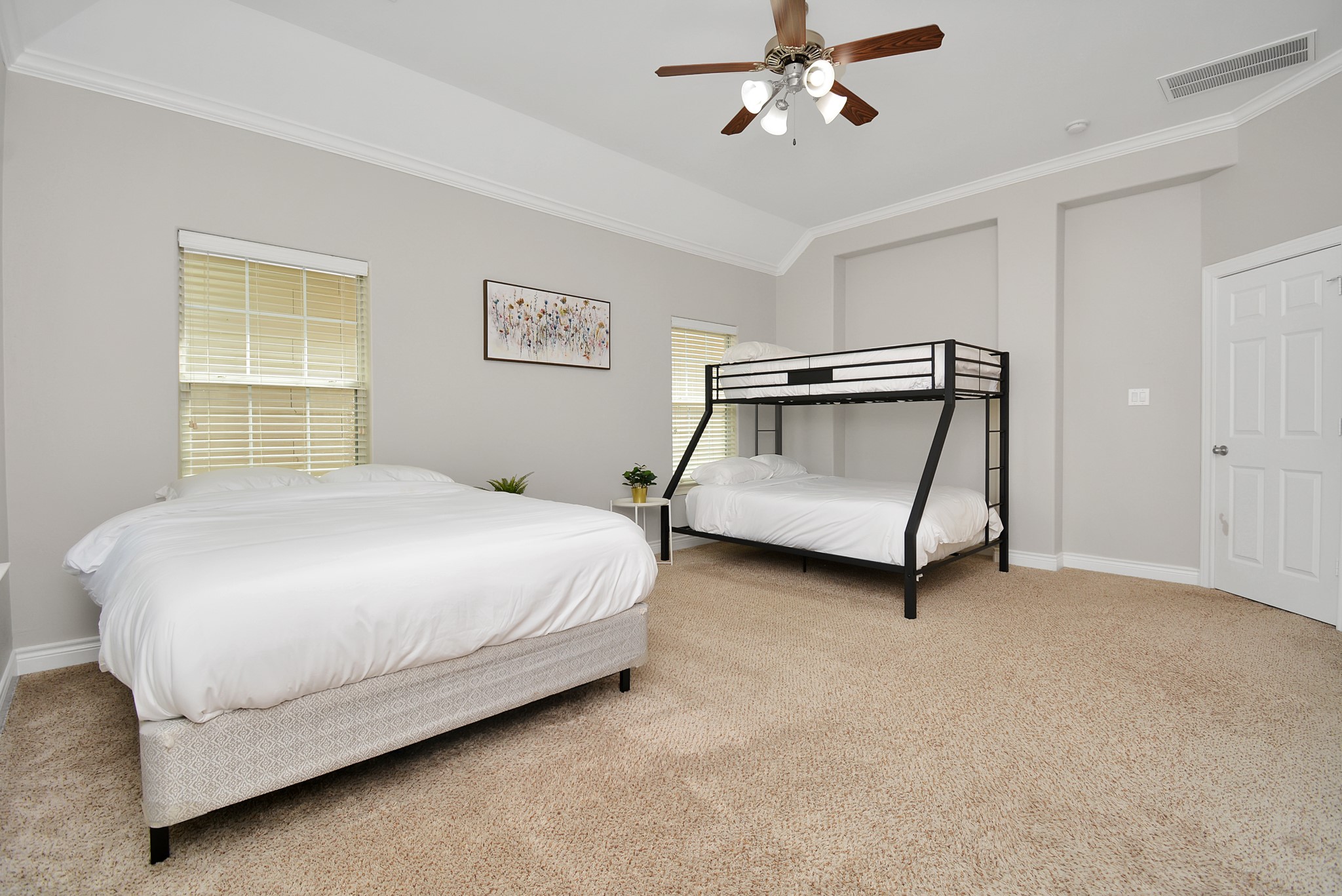 1505 Paige Street Property Photo 13
