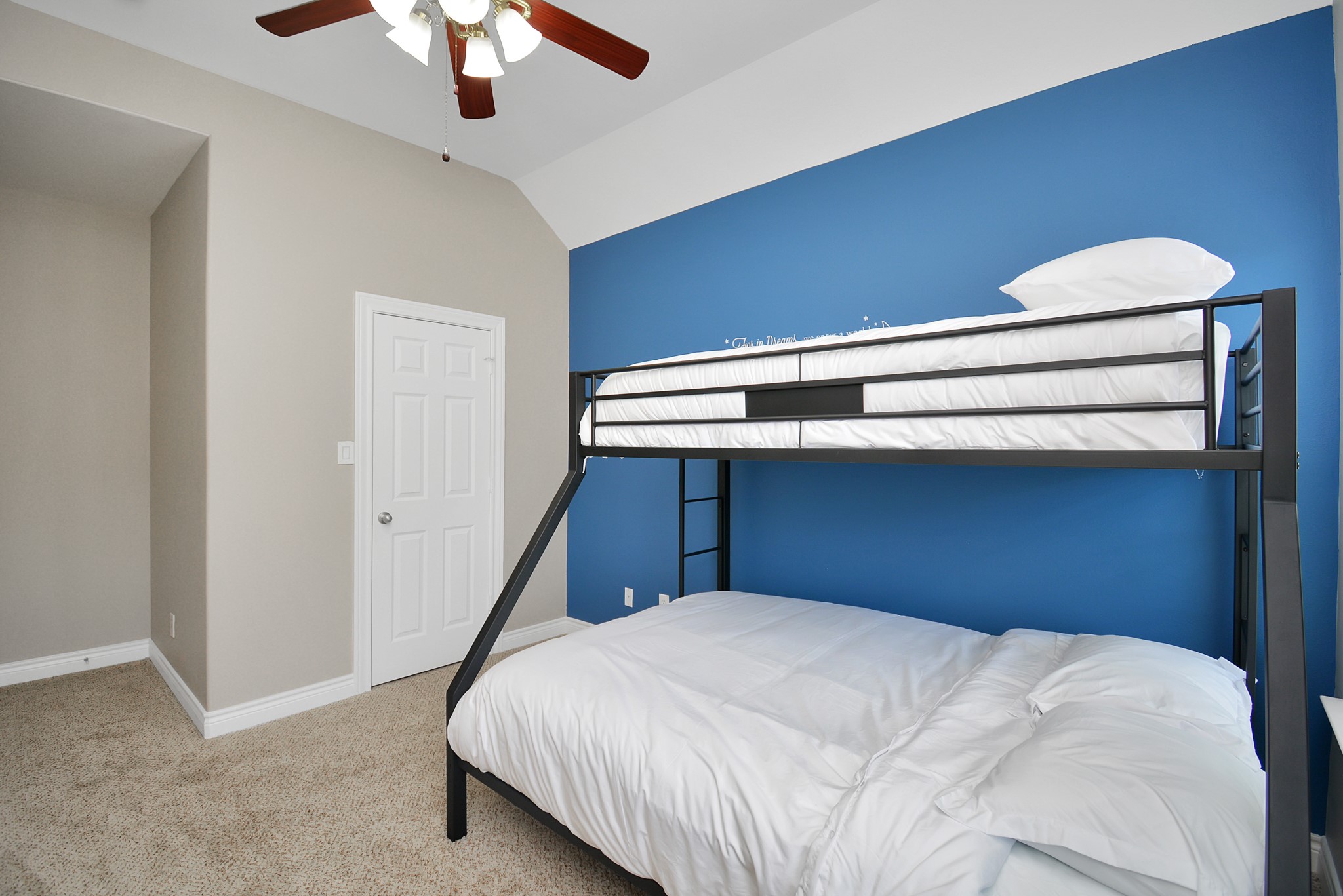 1505 Paige Street Property Photo 22