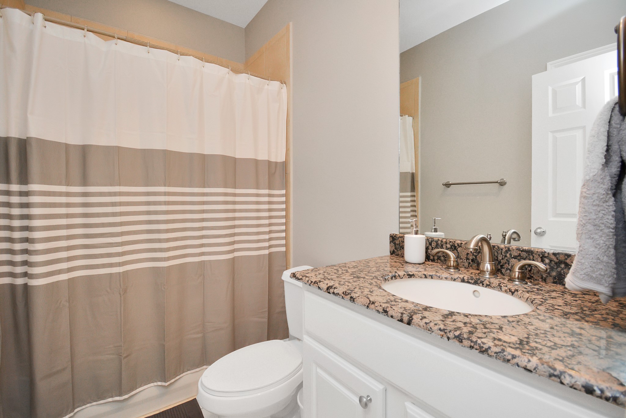1505 Paige Street Property Photo 23