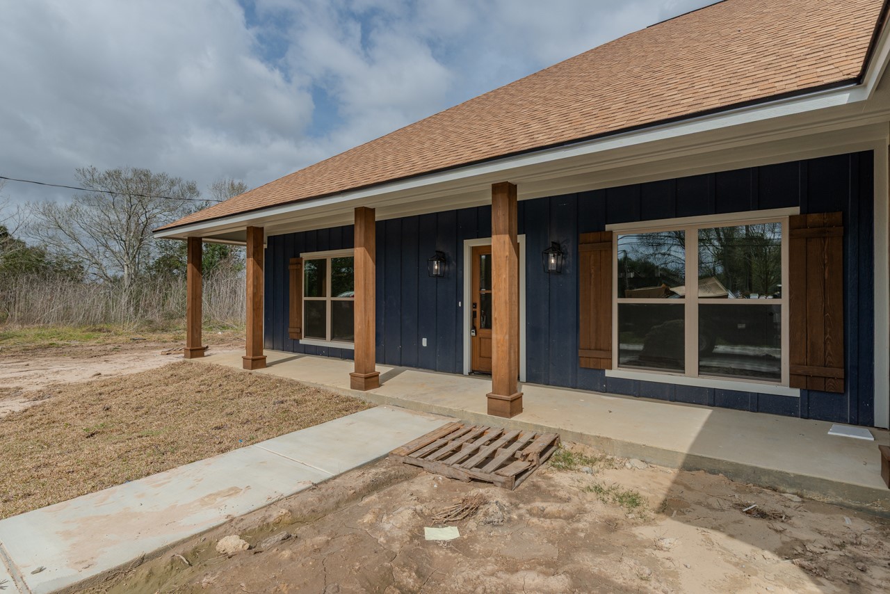 7820 Tolivar Road Property Photo 4