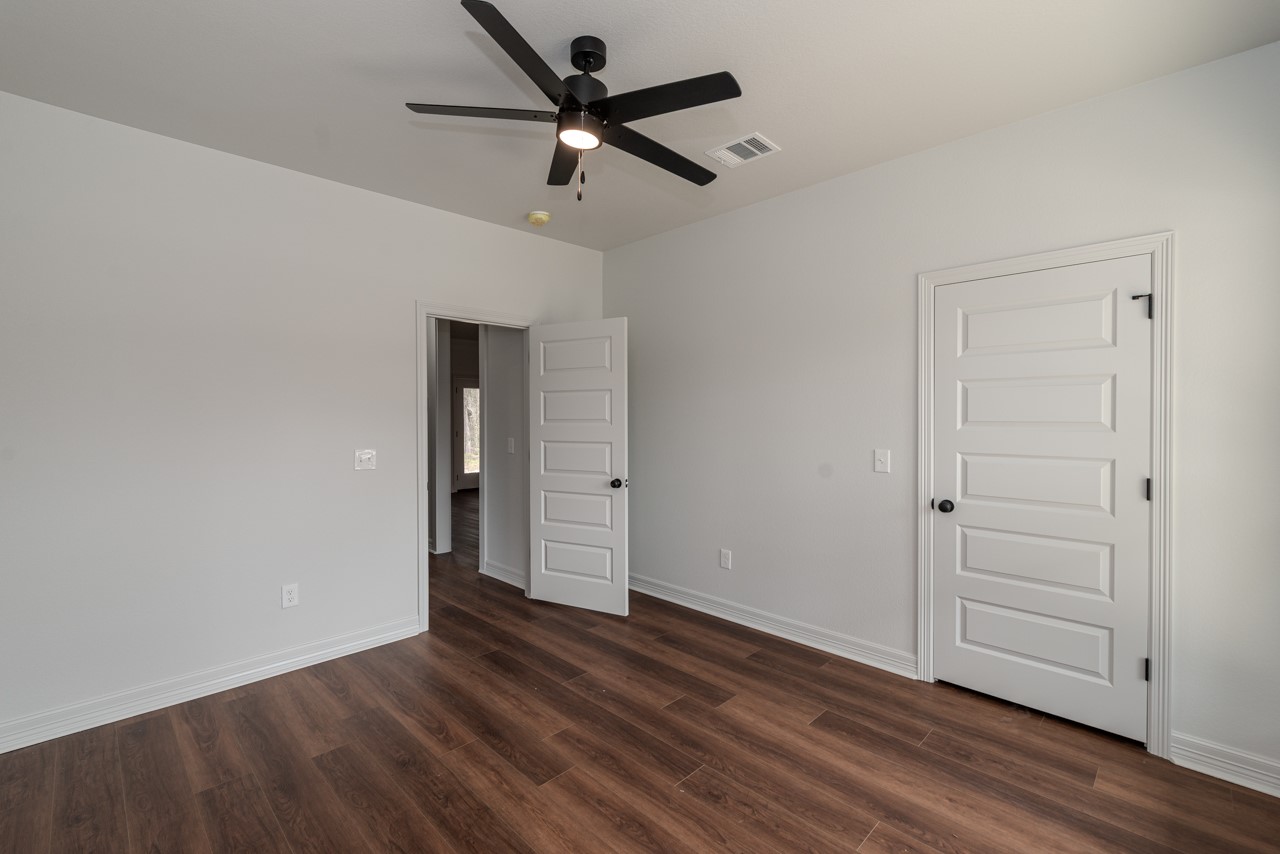7820 Tolivar Road Property Photo 15