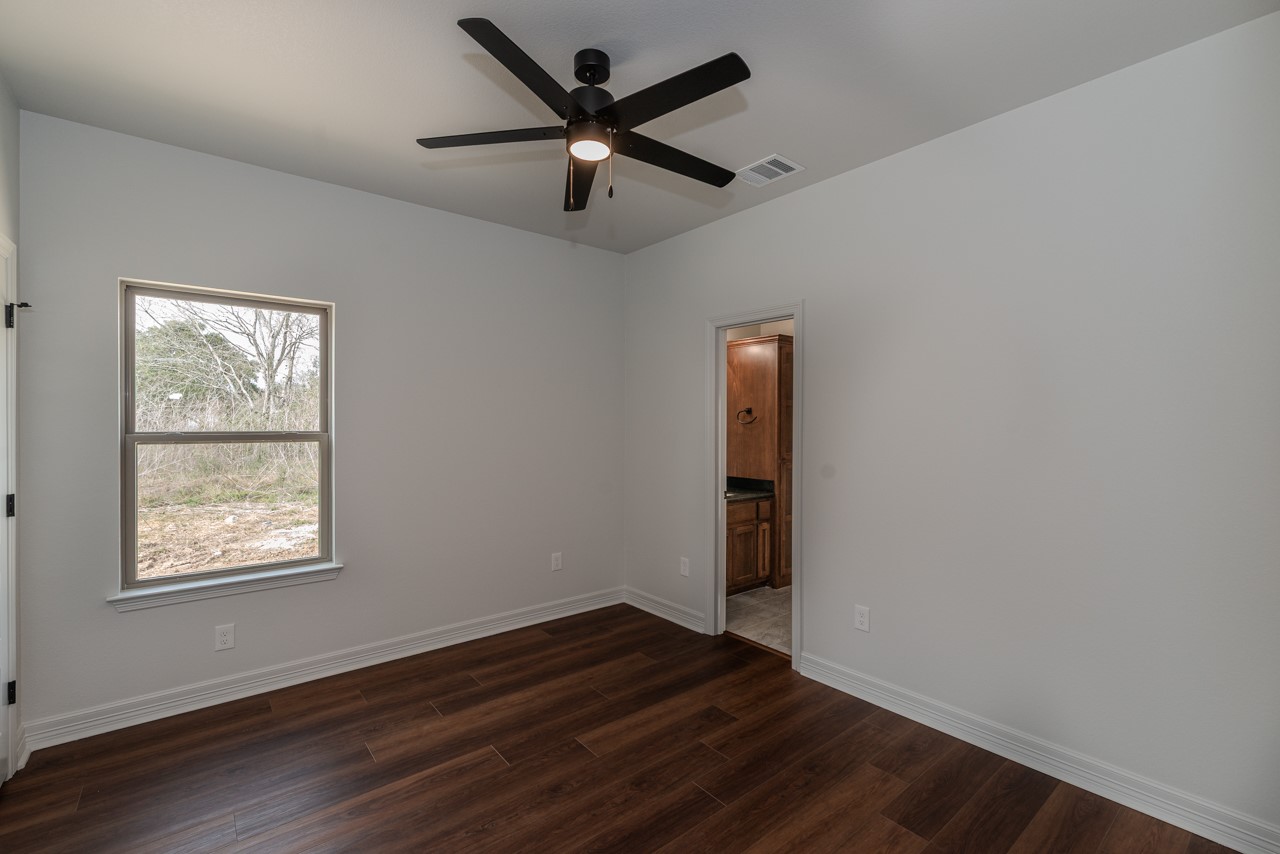 7820 Tolivar Road Property Photo 16