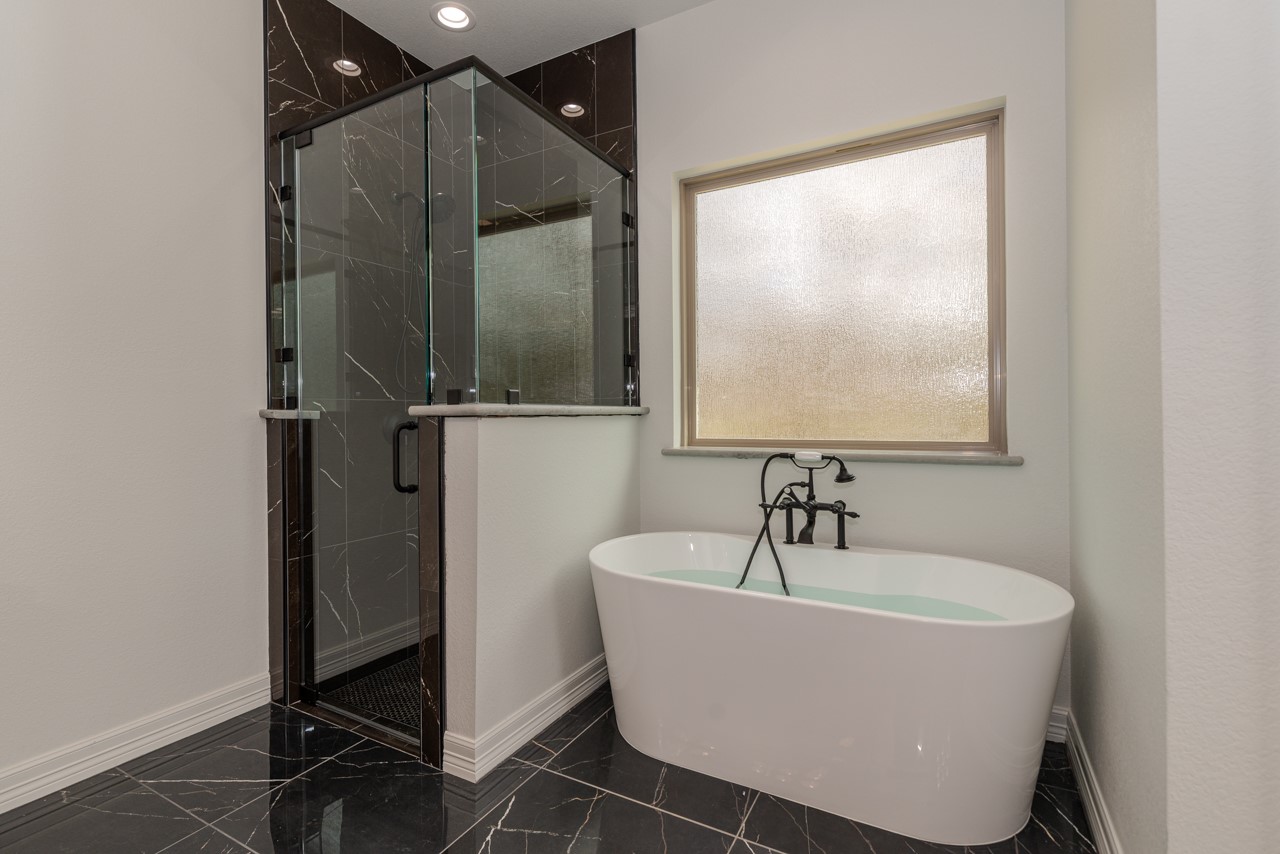 7820 Tolivar Road Property Photo 35