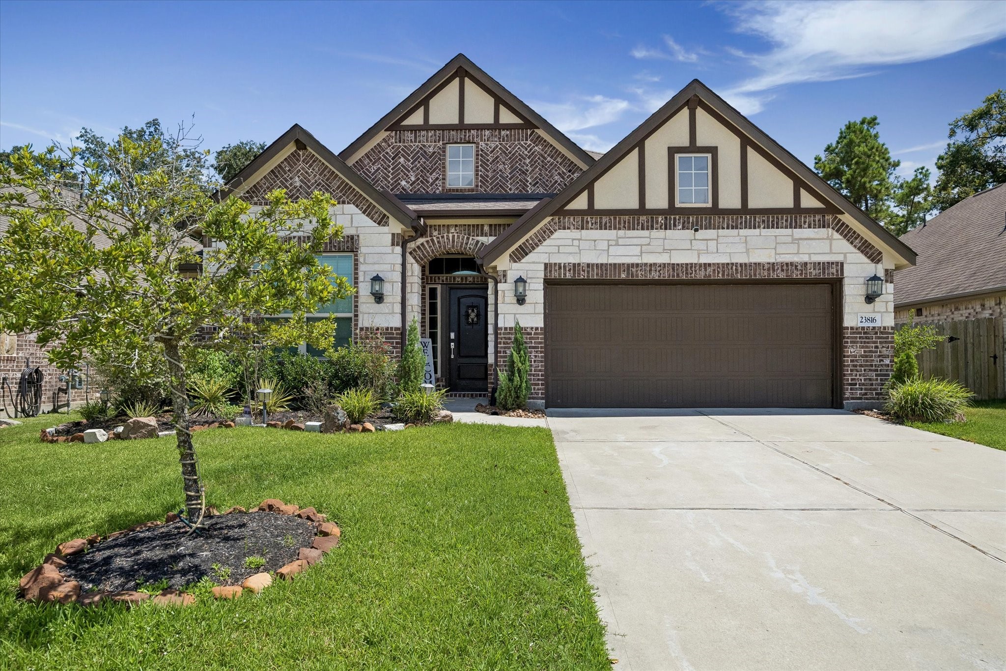 23816 Brenta Valley Drive Property Photo 4