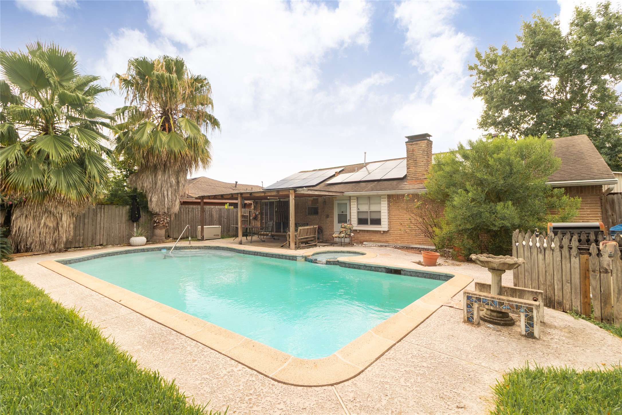 827 Onaleigh Drive