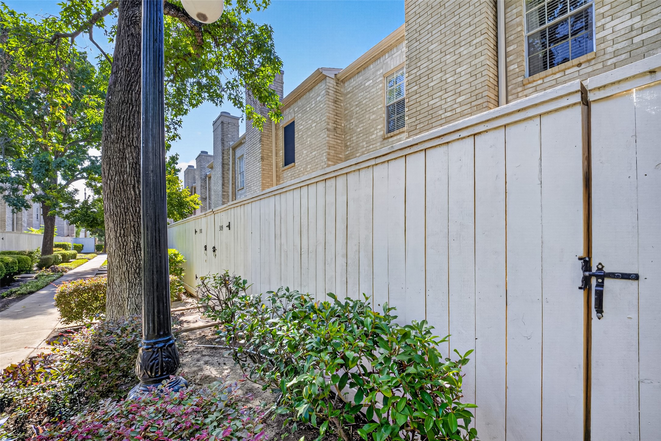 3780 Tanglewilde Street 309 Property Photo 43
