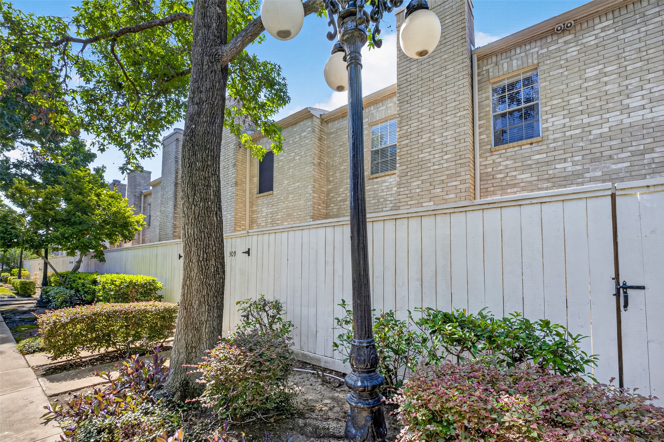 3780 Tanglewilde Street 309 Property Photo 44