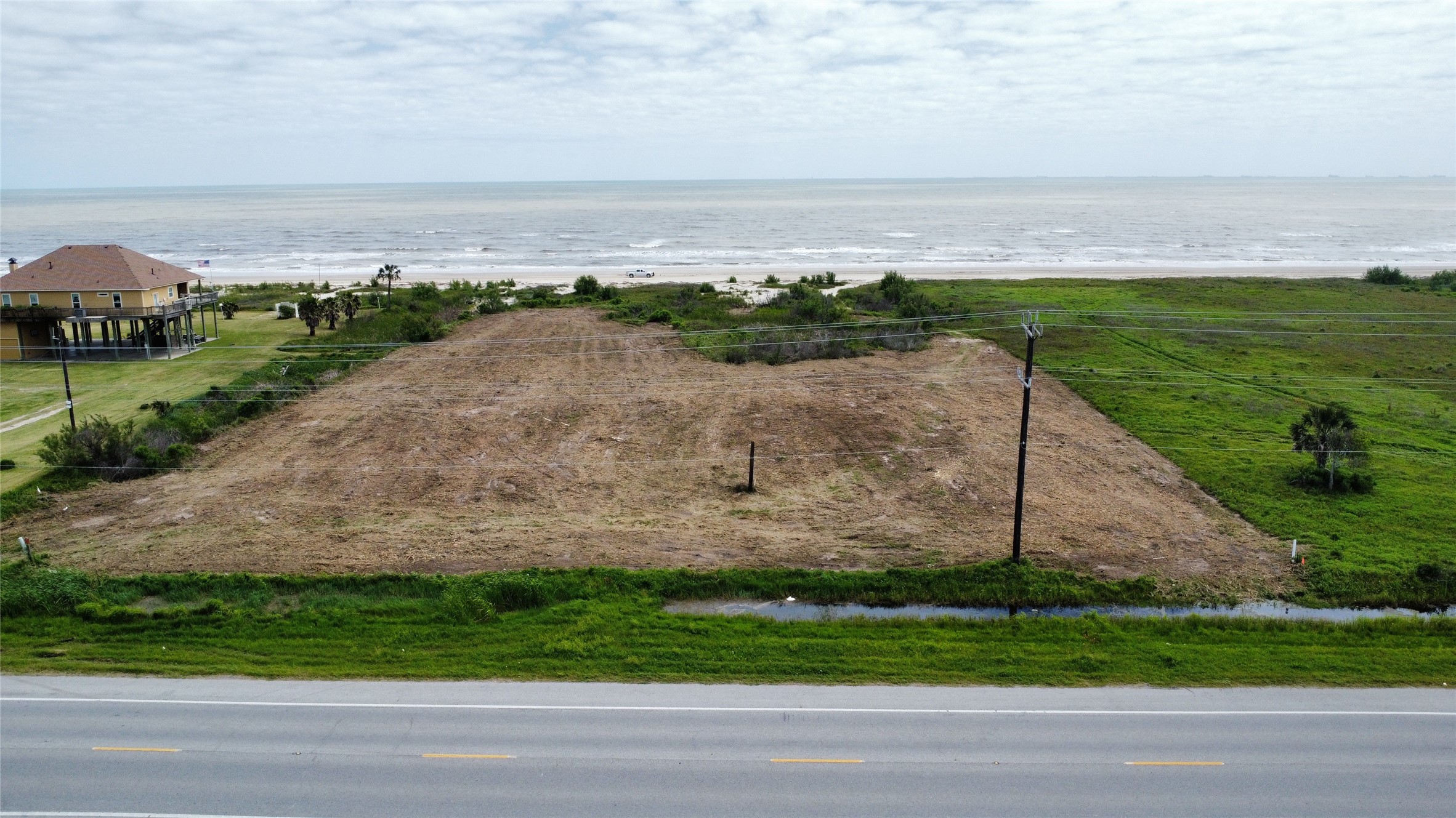 1058 Hwy 87 Property Photo 3