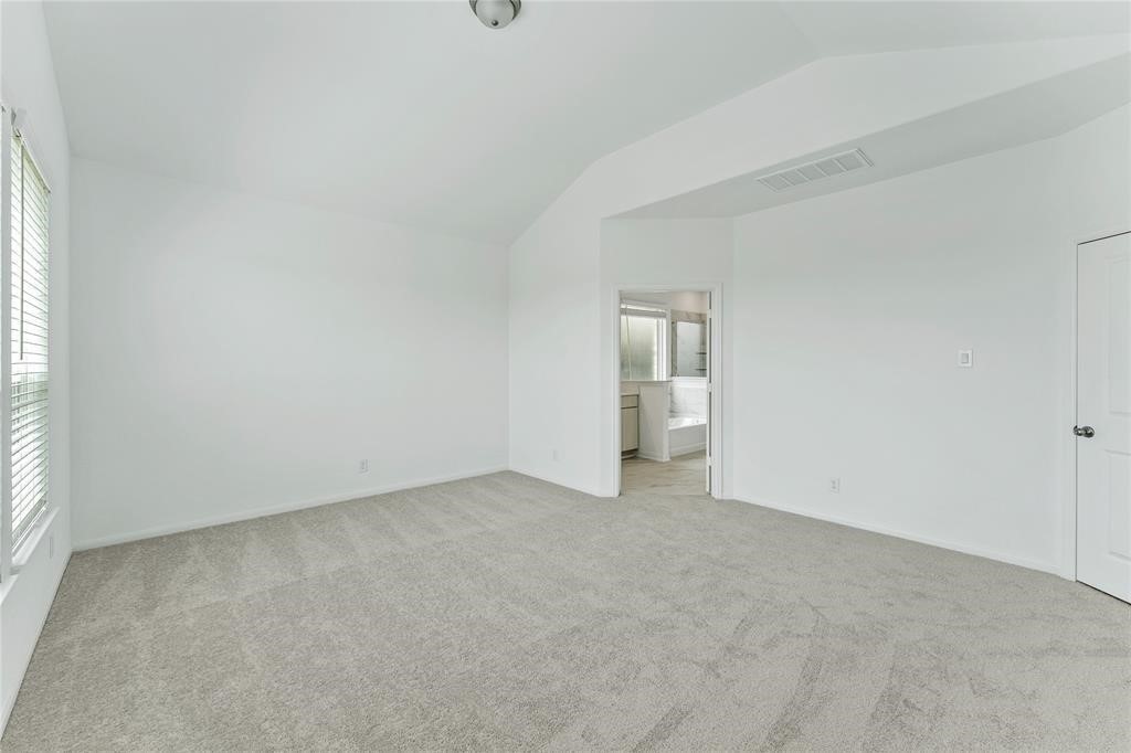 566 Long Beach Bay Drive Property Photo 25
