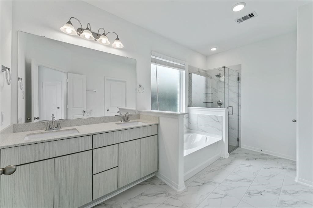566 Long Beach Bay Drive Property Photo 26