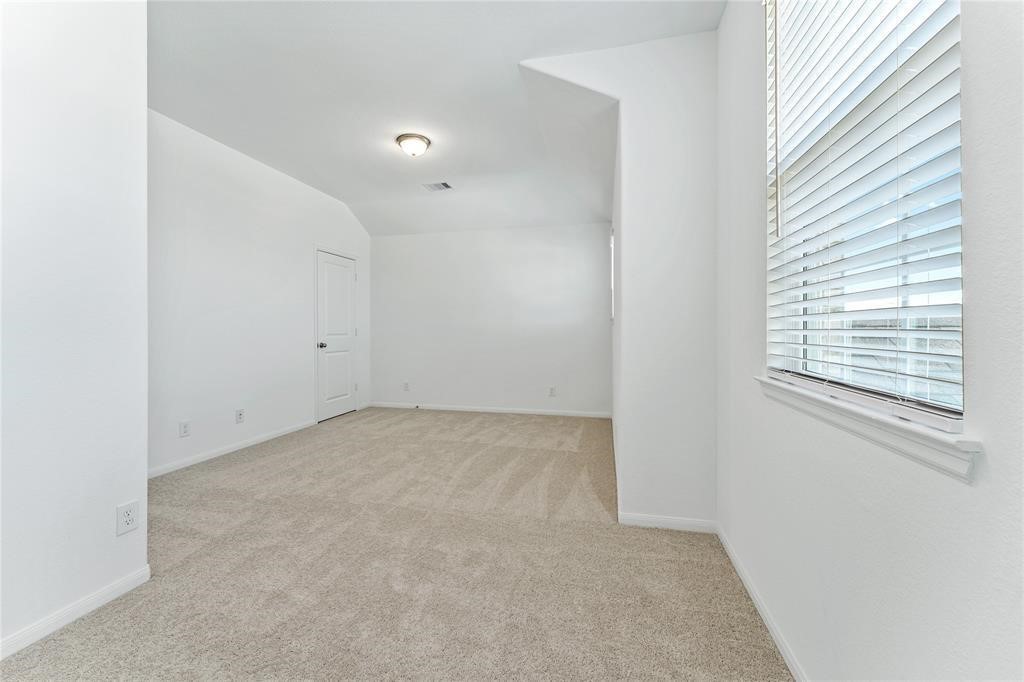 566 Long Beach Bay Drive Property Photo 32