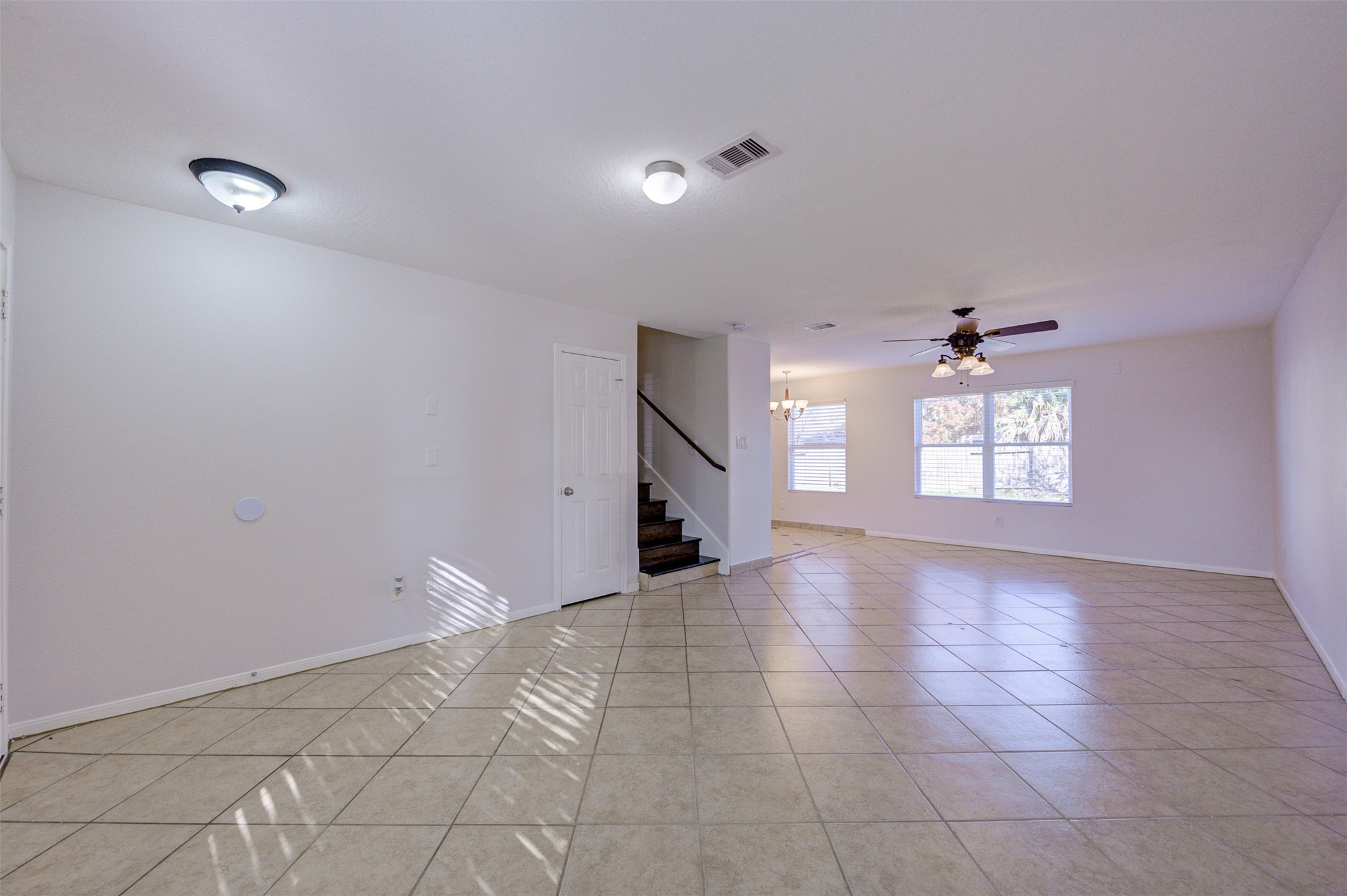 3118 Clipper Winds Way Property Photo 4