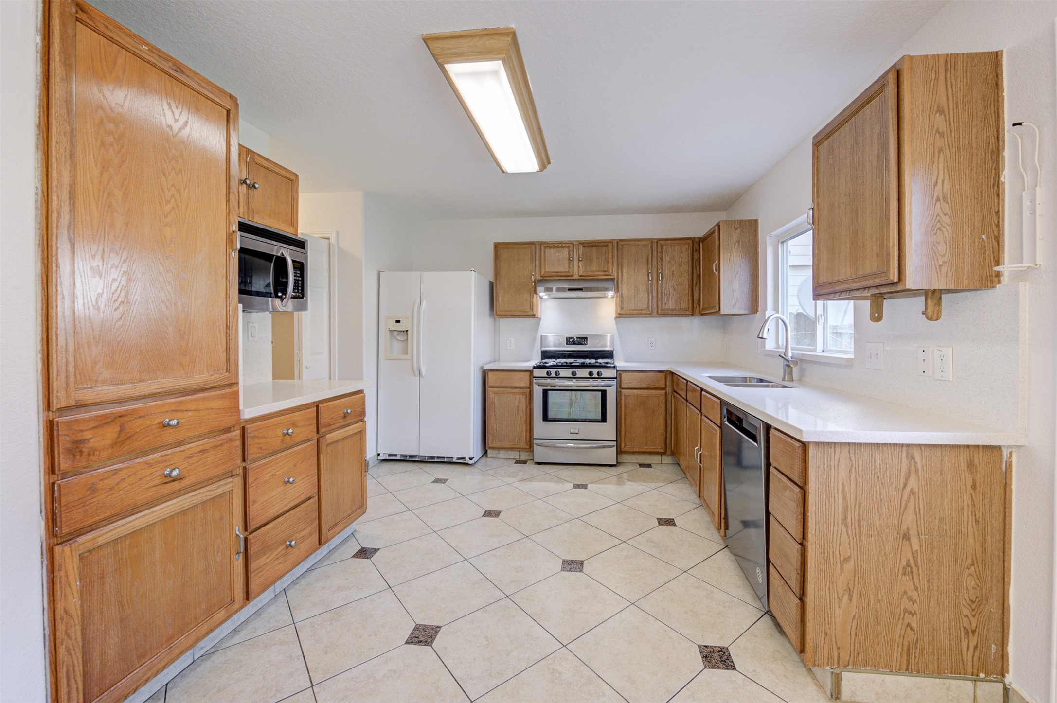 3118 Clipper Winds Way Property Photo 7