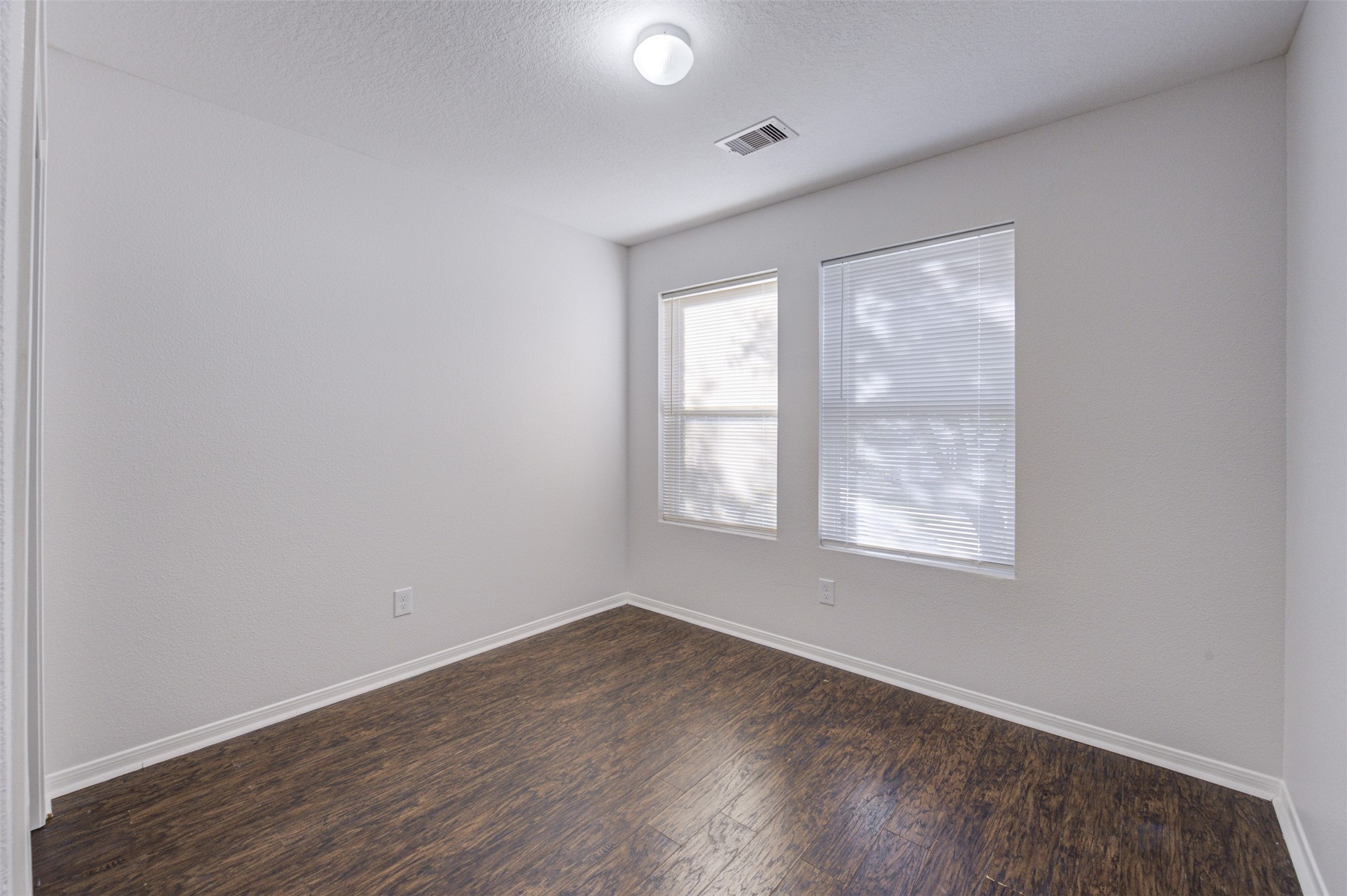3118 Clipper Winds Way Property Photo 14