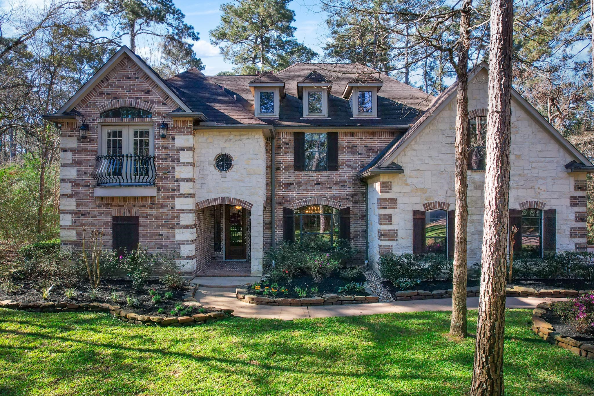 10326 Hunter Creek Lane Property Photo