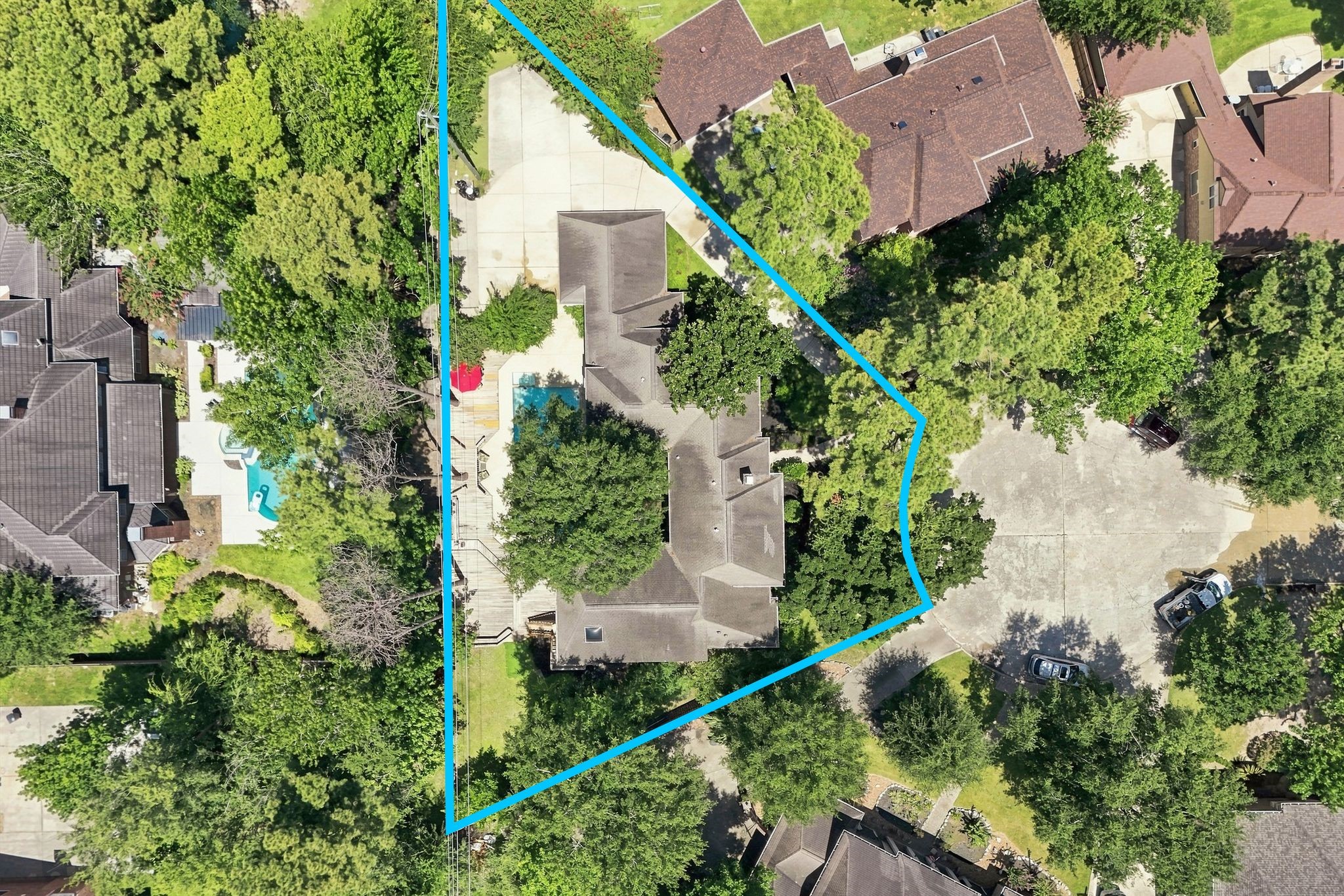 5610 Fountainbridge Lane Property Photo 4
