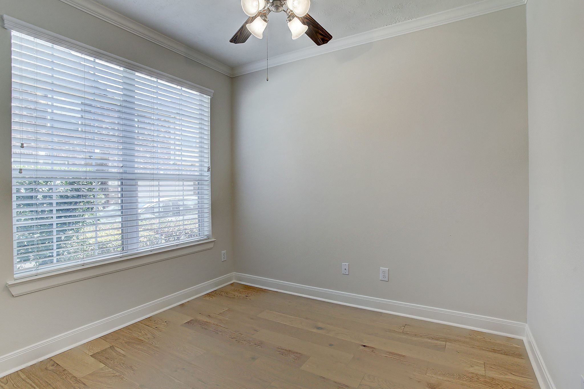 2944 Sandcastle Lane Property Photo 6