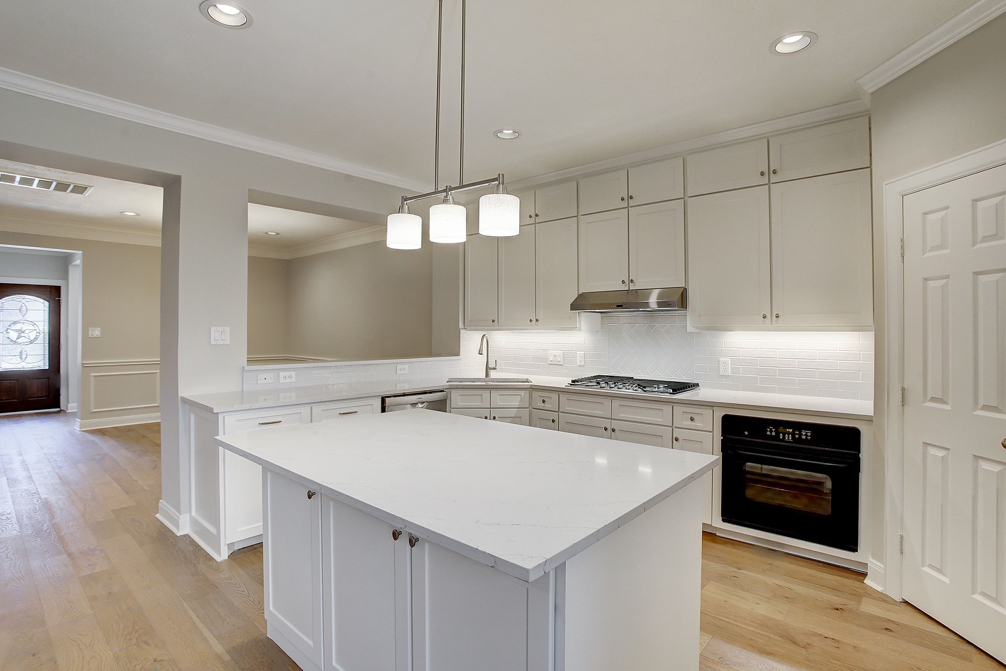 2944 Sandcastle Lane Property Photo 12