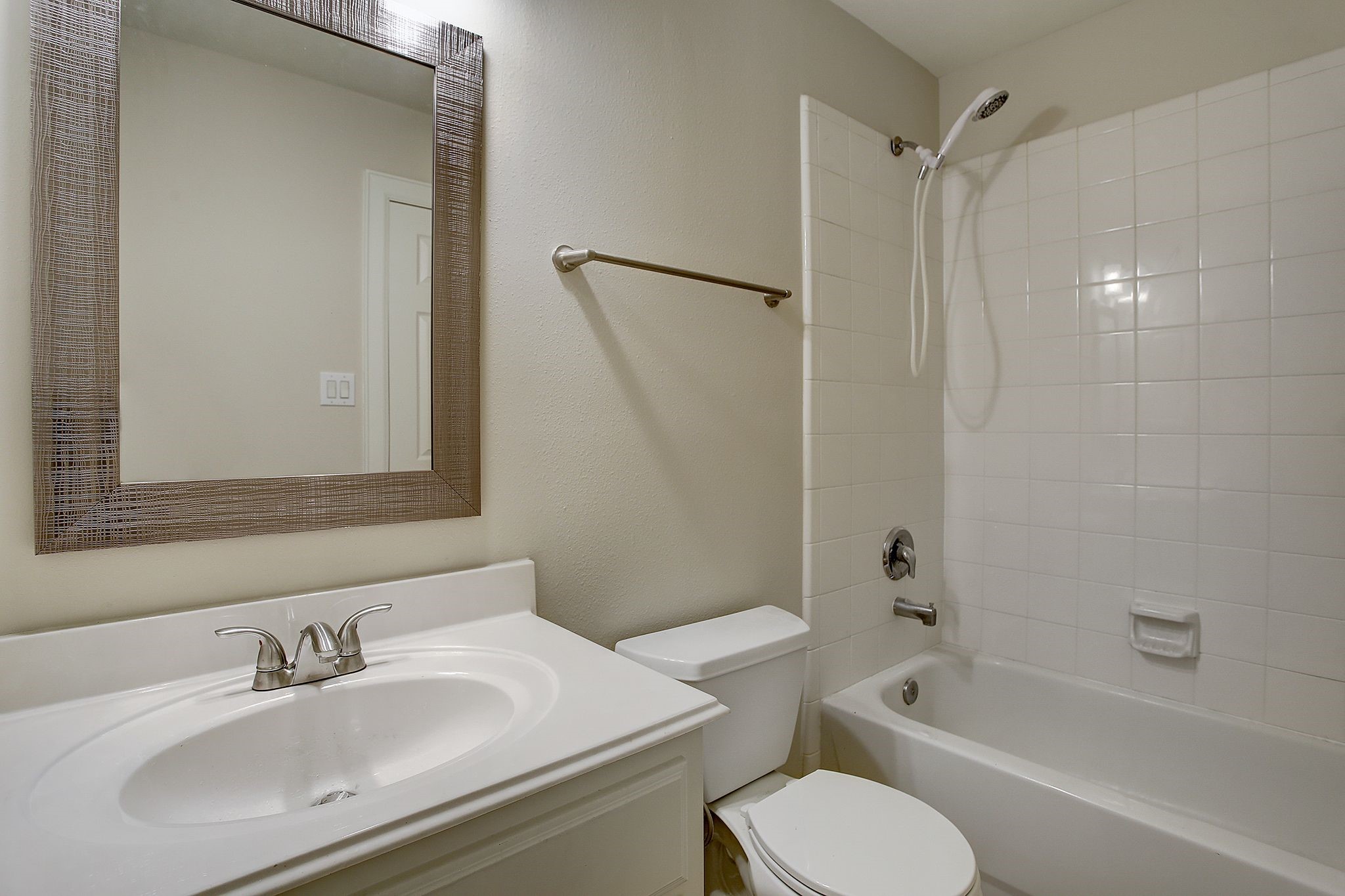 2944 Sandcastle Lane Property Photo 32