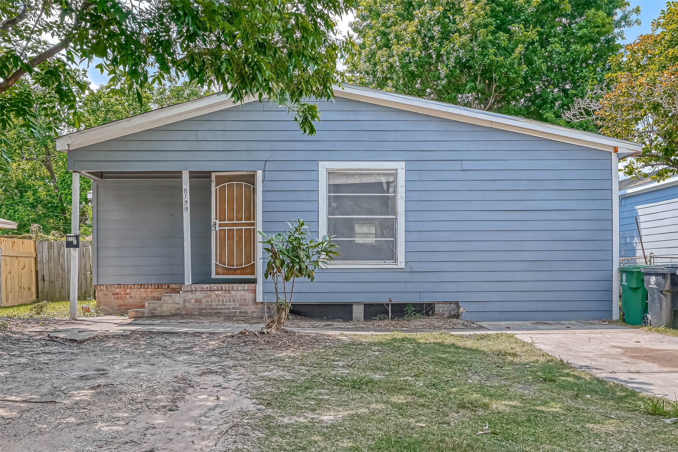 8129 Barkley Street Property Photo 1