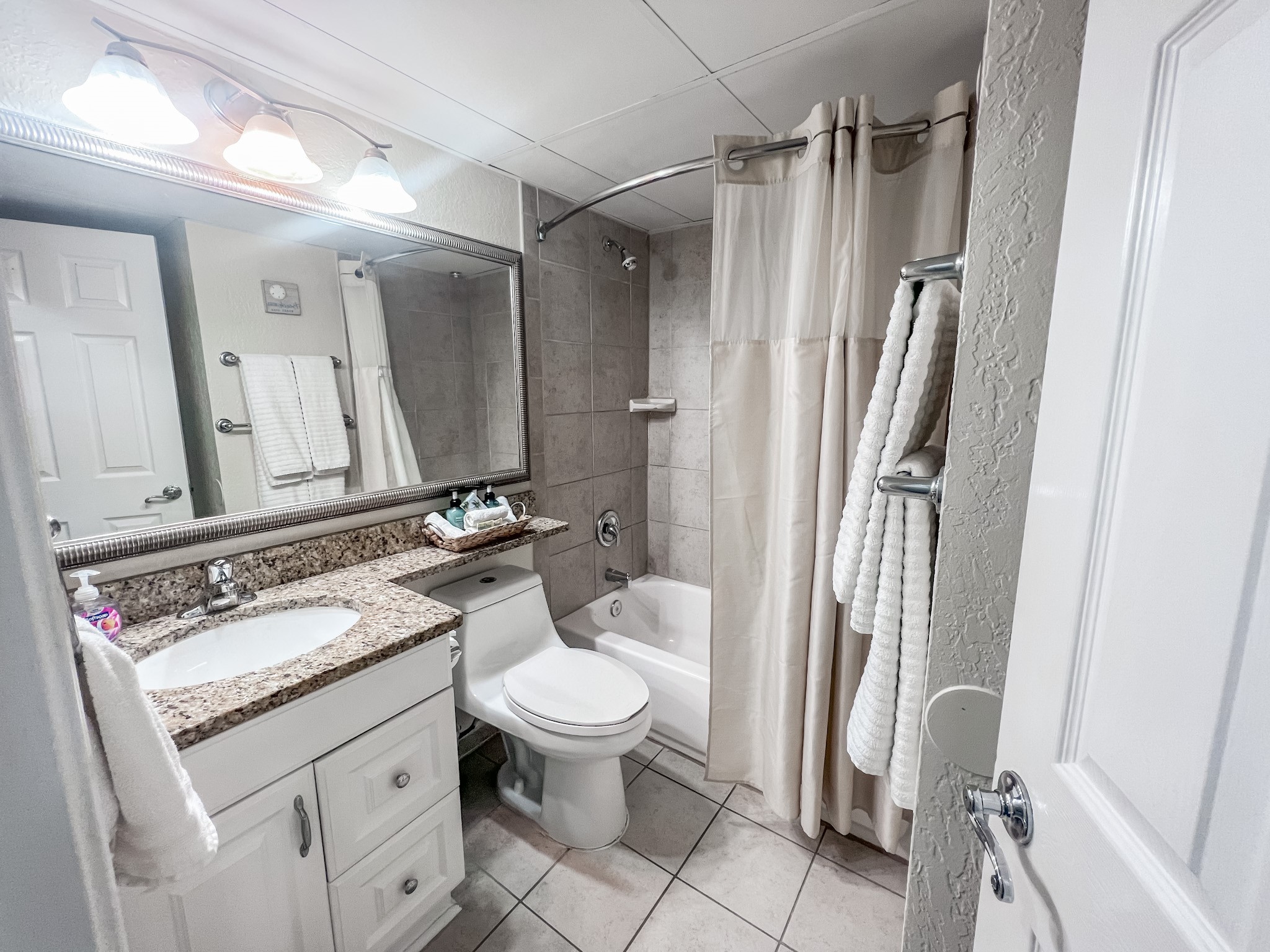 6102 Seawall Boulevard 370 Property Photo 6