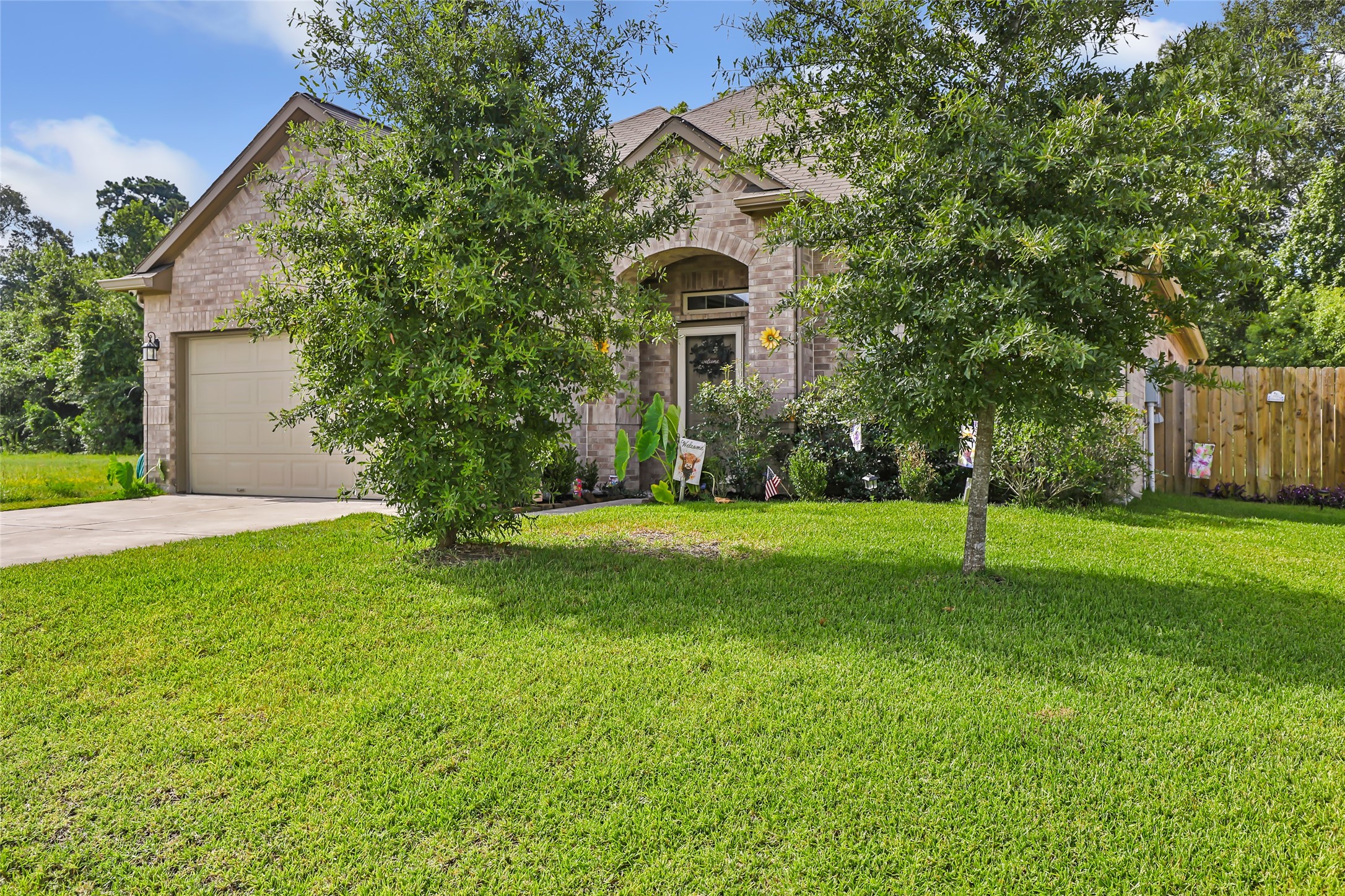 26328 Cooperstown Way Property Photo 2
