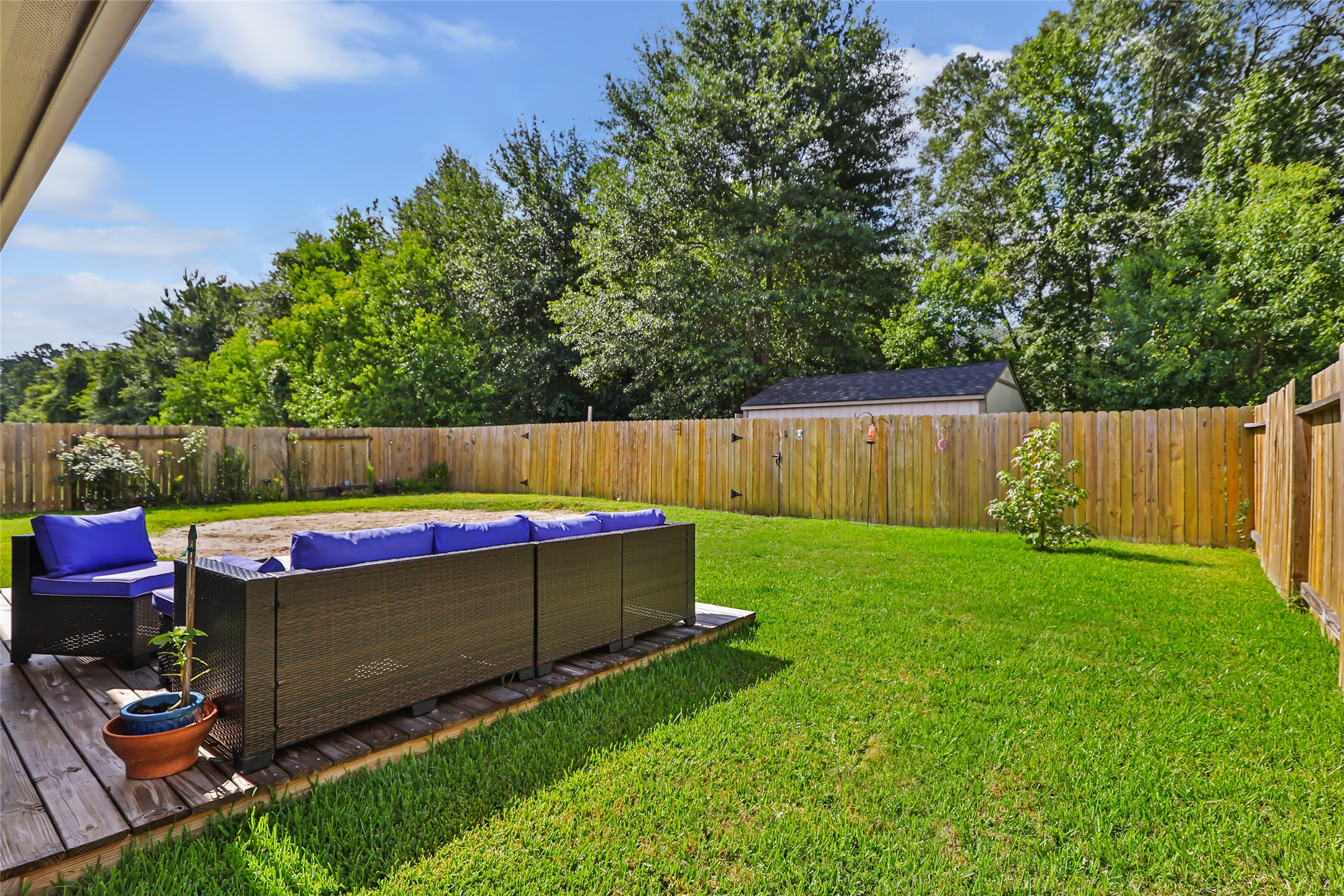 26328 Cooperstown Way Property Photo 8
