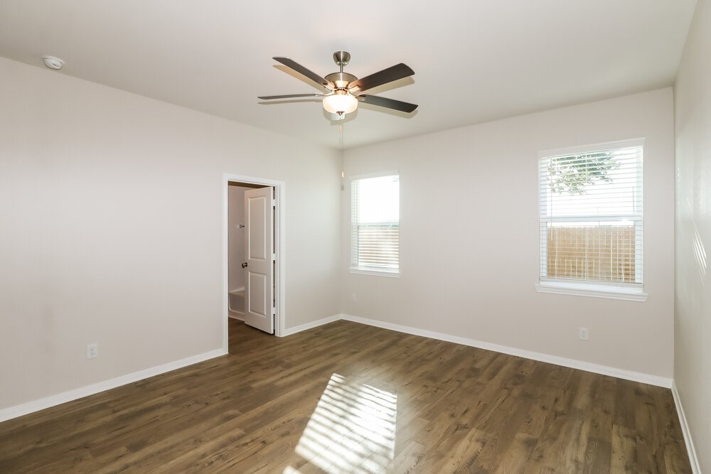 7630 Tipton Meadow Way Property Photo 8