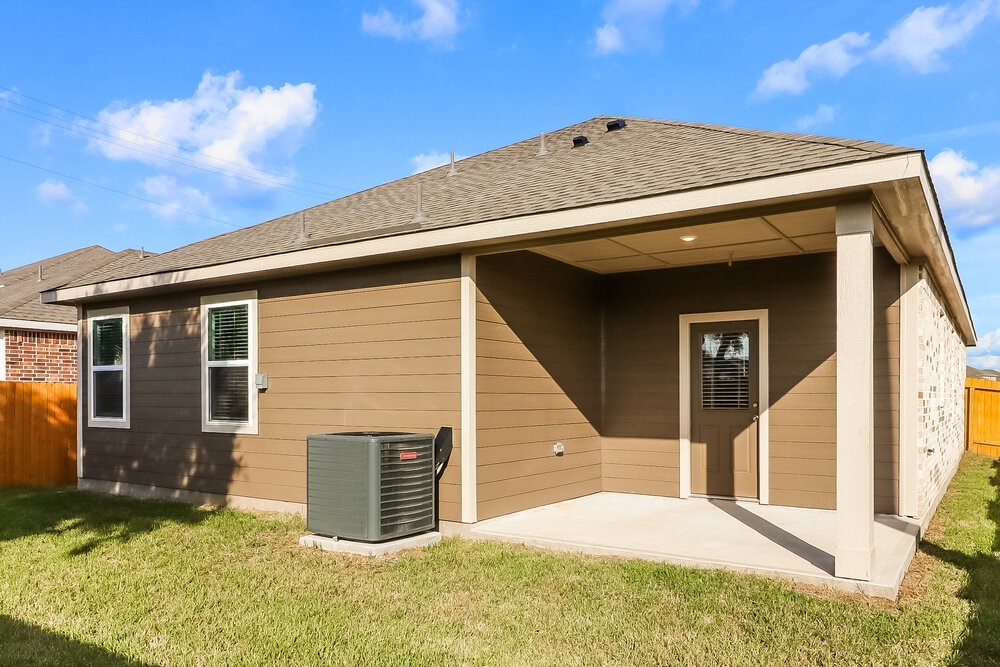 7630 Tipton Meadow Way Property Photo 16