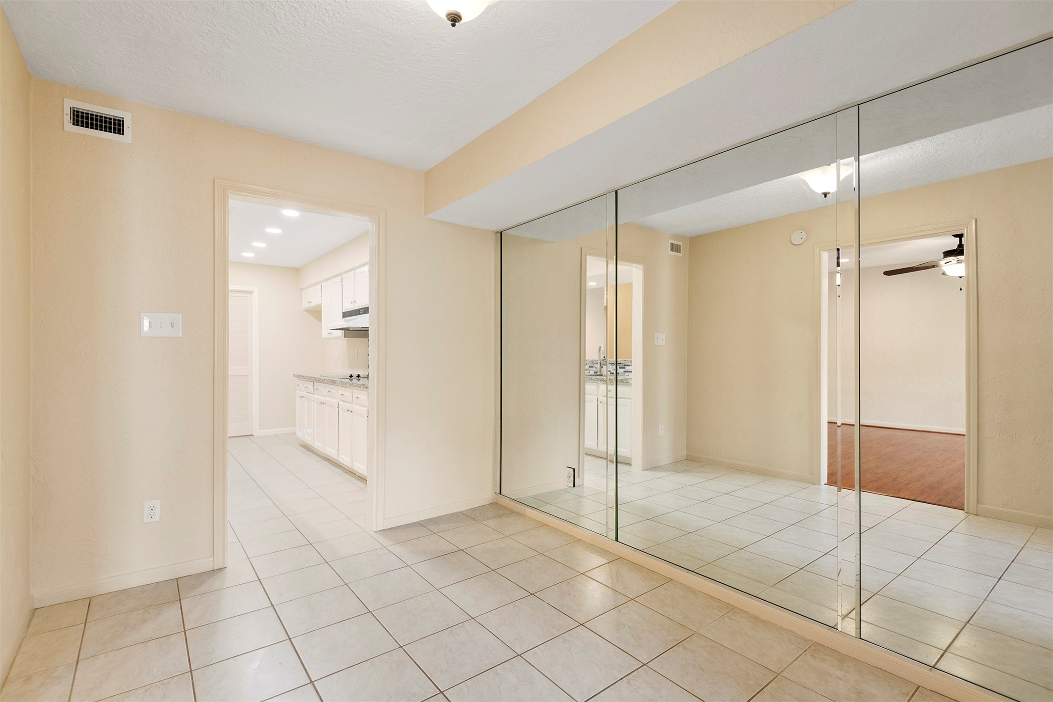 14215 Lost Meadow Lane Property Photo 9