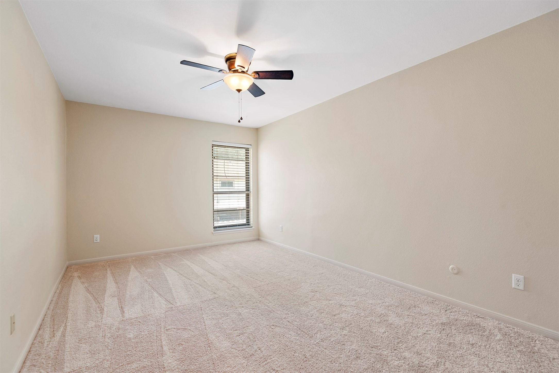 14215 Lost Meadow Lane Property Photo 15