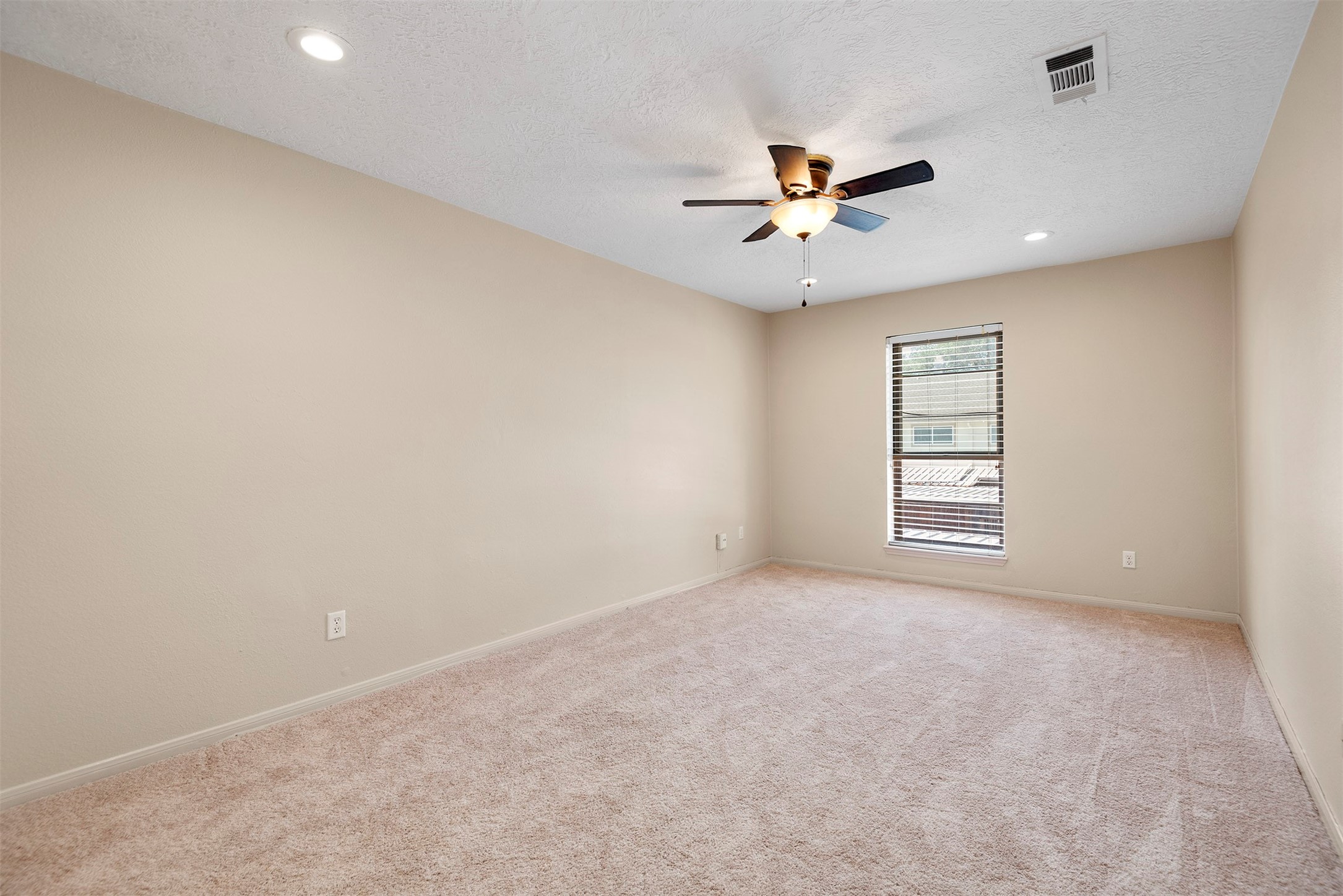 14215 Lost Meadow Lane Property Photo 16