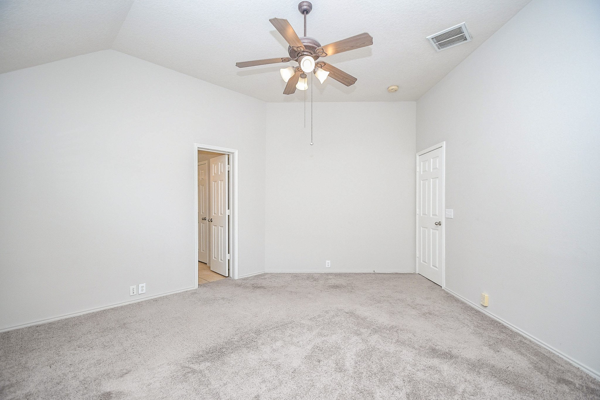 30406 Mesa Valley Drive Property Photo 11