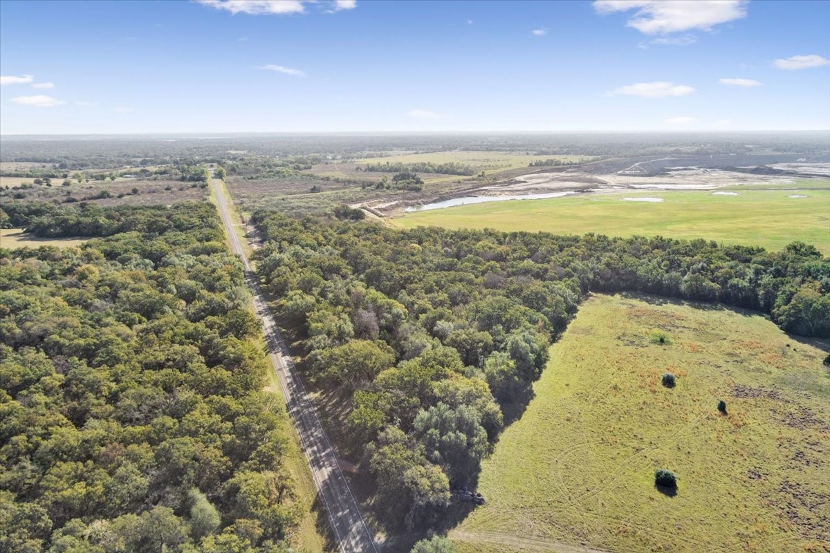 00 Fm 1246 Property Photo 3