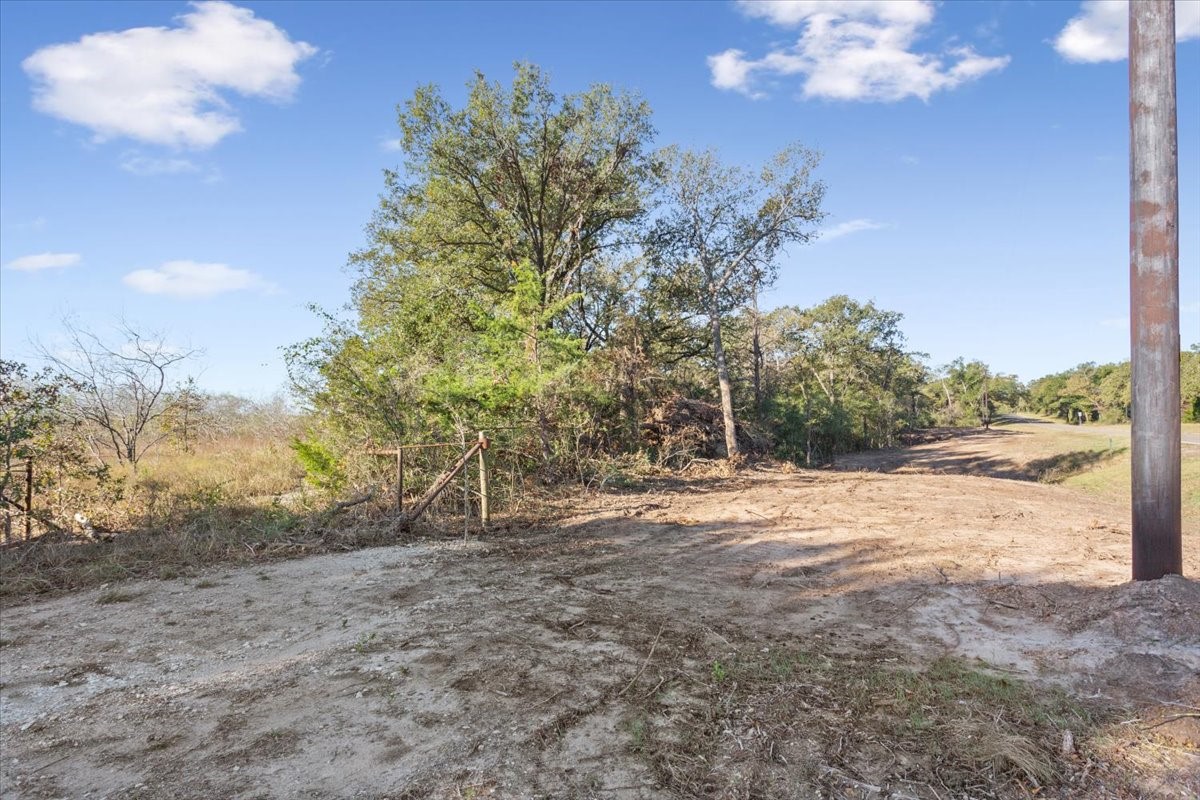 00 Fm 1246 Property Photo 6