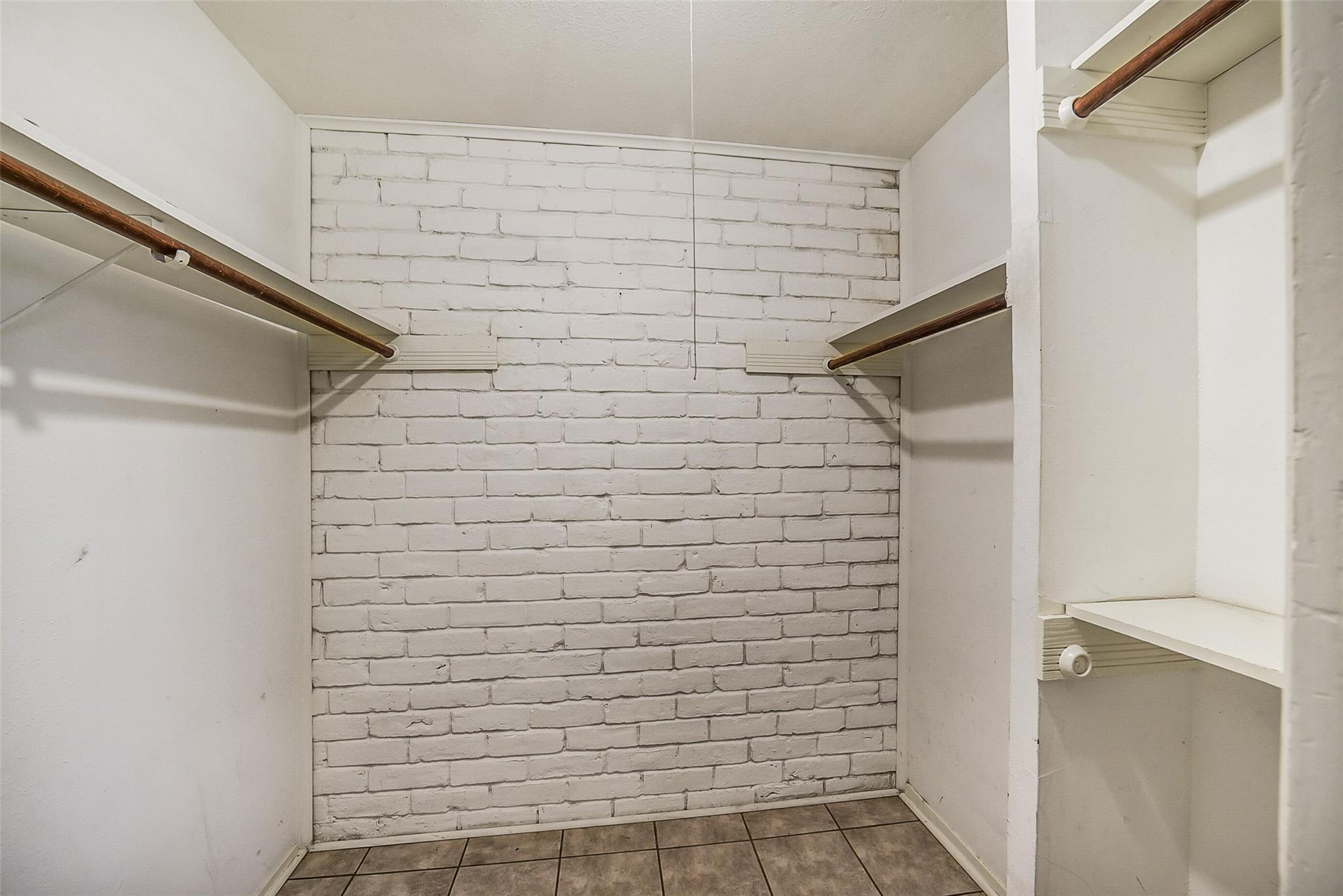 7265 Chasewood Drive Property Photo 14