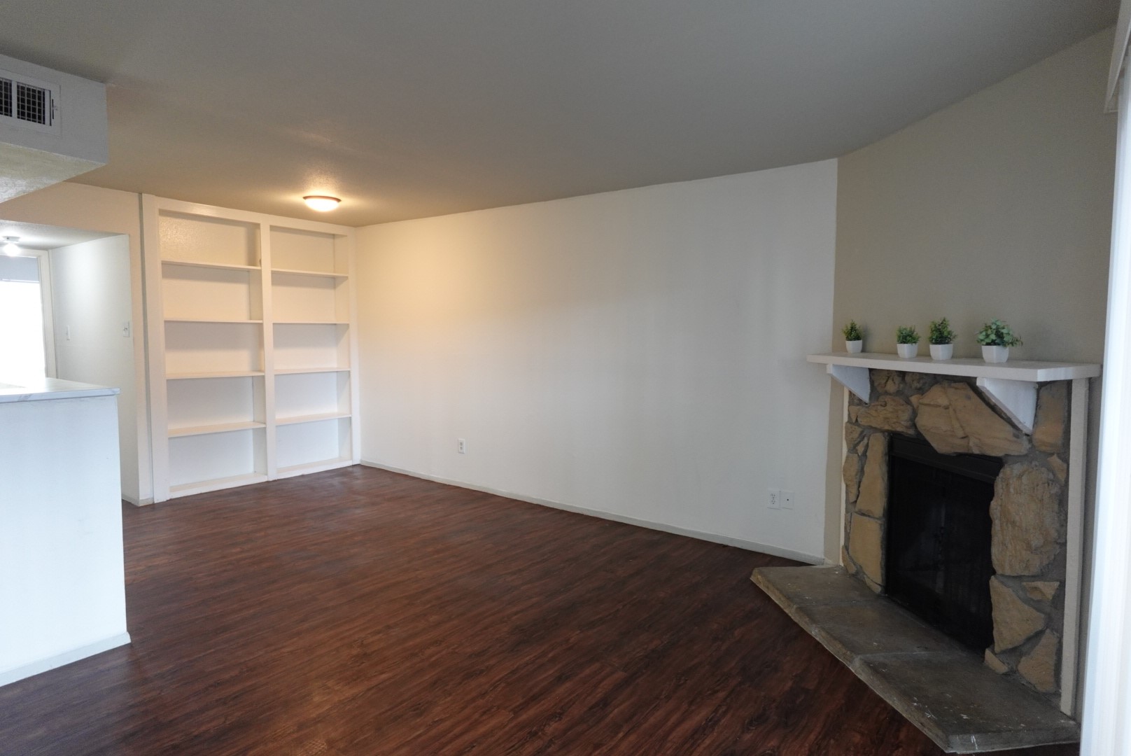 6001 Reims Road 1207 Property Photo 5