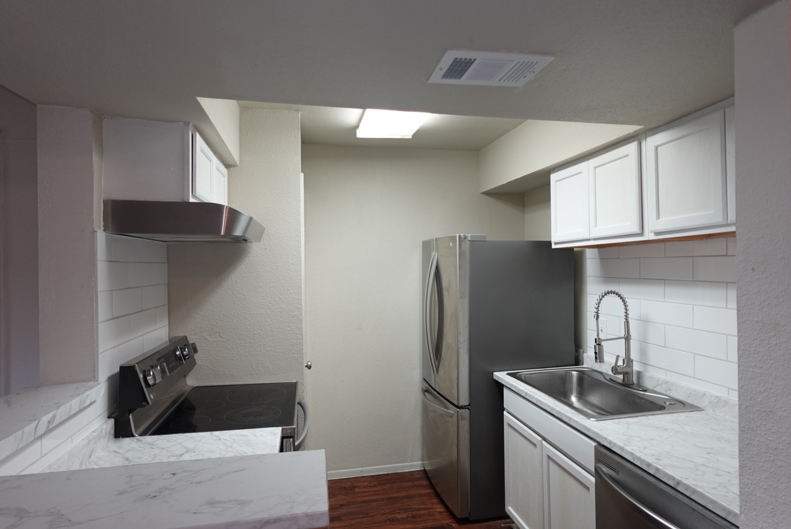 6001 Reims Road 1207 Property Photo 18