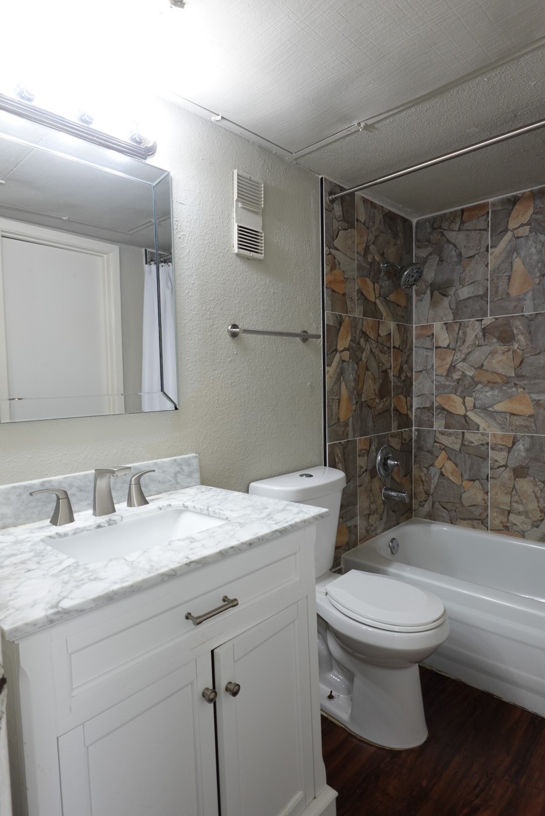 6001 Reims Road 1207 Property Photo 23